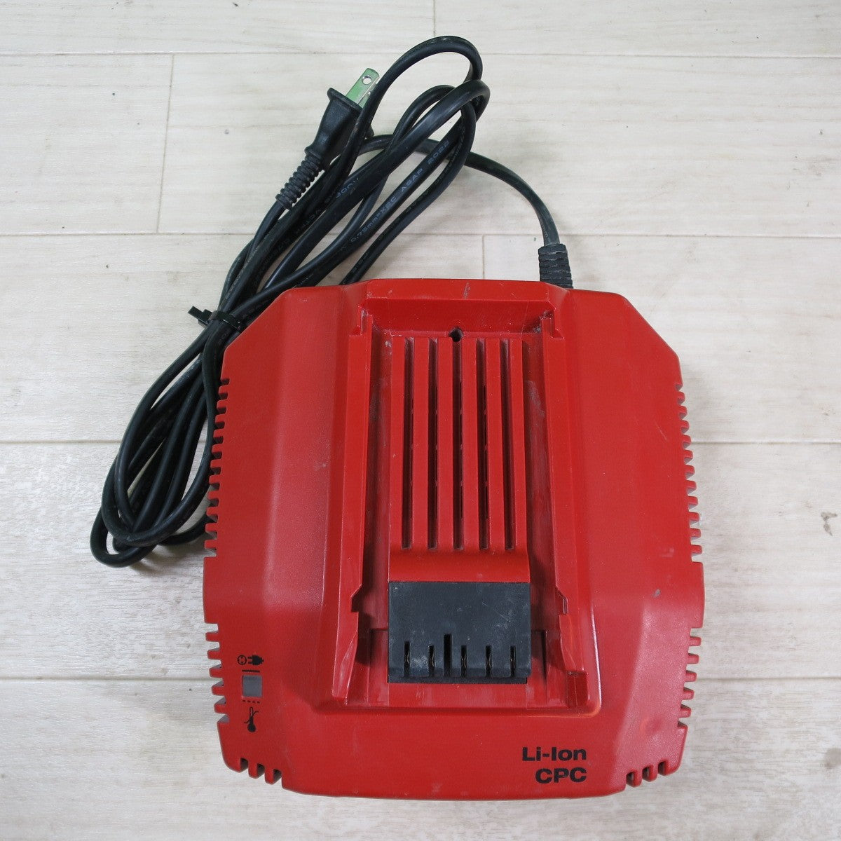 [送料無料] ☆HILTI ヒルティ 充電式 レシプロソー SR 6-A22 電動 工具 切断機 セーバーソー セーバソー ②☆