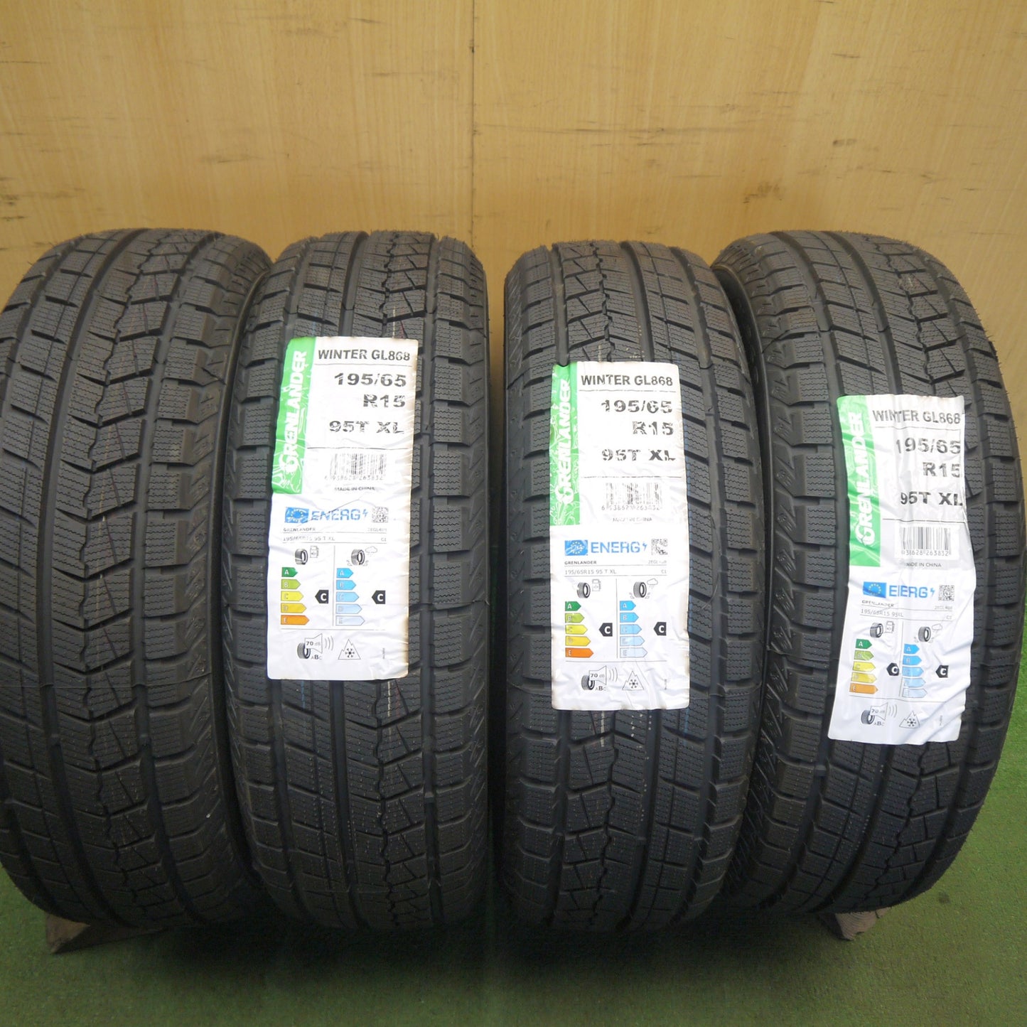 未使用！24年★スタッドレス 195/65R15 グリンランダー ウインター GL868 タイヤ 15インチ プリウス カローラ インプレッサ ノア ヴォクシー ステップワゴン 等★6051201Hスタ