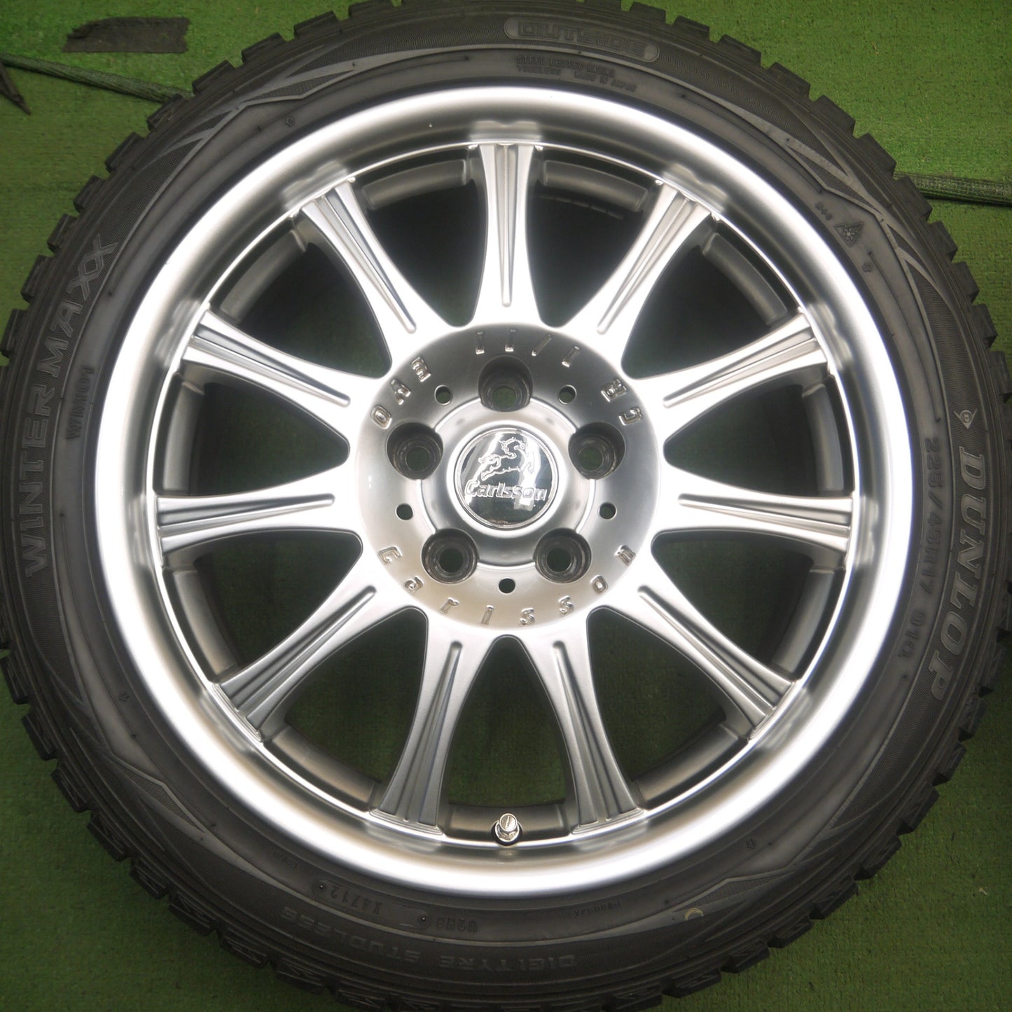 *送料無料* バリ溝！キレイ！8.5分★Carlsson CR 1/11 EVO 225/45R17 スタッドレス ダンロップ ウインターマックス WM01 カールソン PCD112/5H★4032601Hス