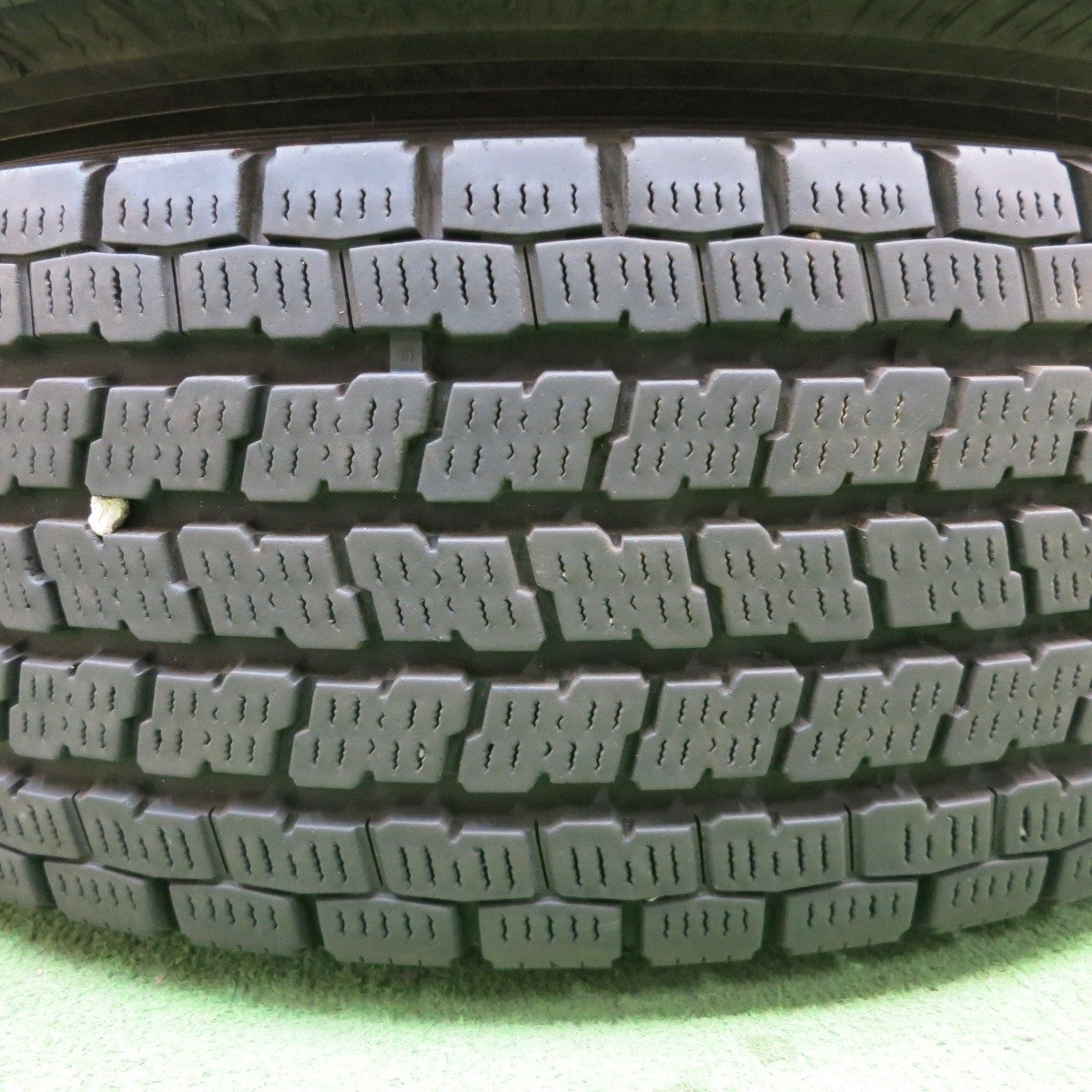 バリ溝！21年！8.5分★トラック タイヤ 225/70R16 117/115L スタッドレス ヨコハマ アイスガード iG91 TOPY スチール 127-9TC PCD222.25/6H★5021904ナス