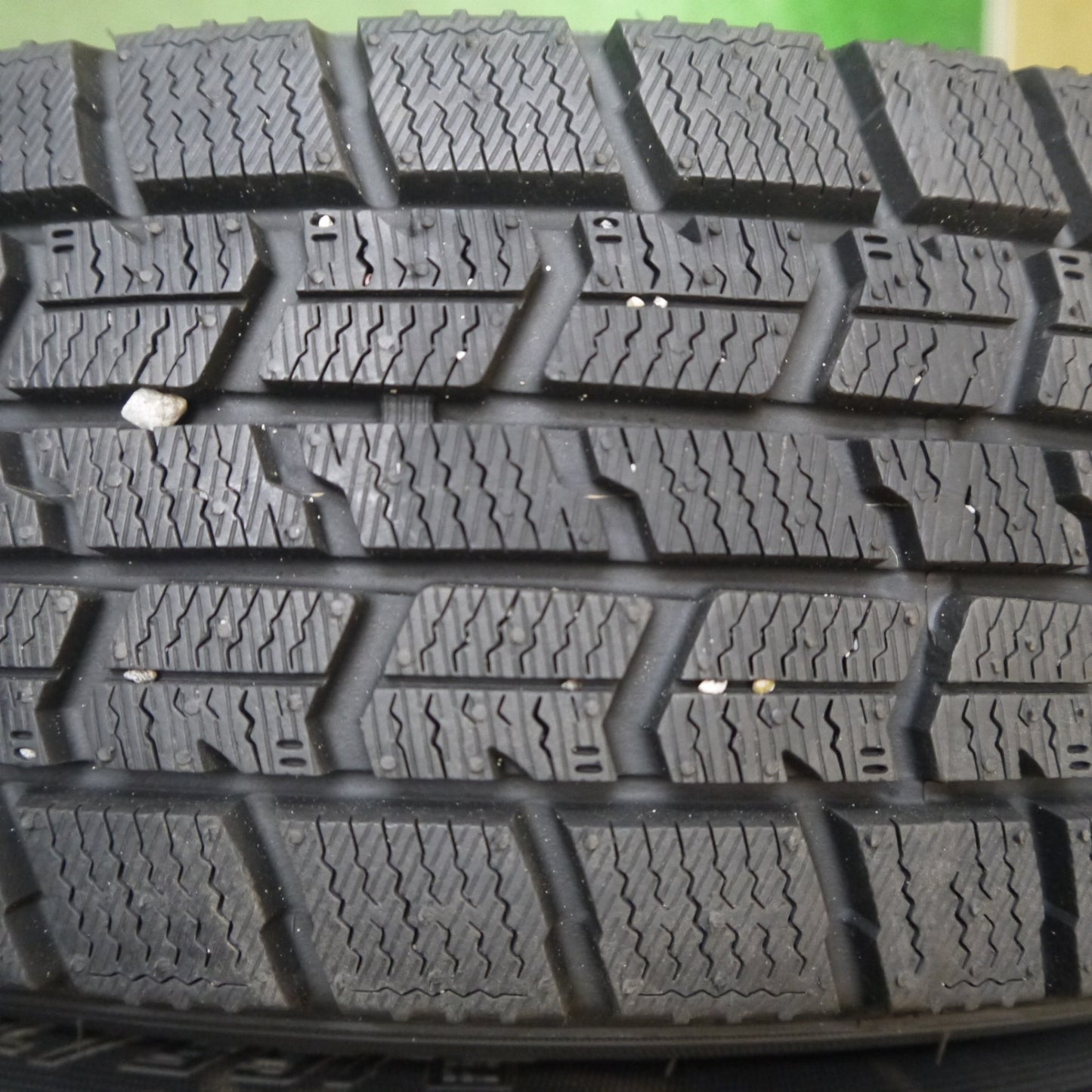 ほぼ未使用！24年★スタッドレス 165/70R14 グッドイヤー アイスナビ7 Leitua 社外 アルミ 14インチ PCD100/4H★6021811Hス