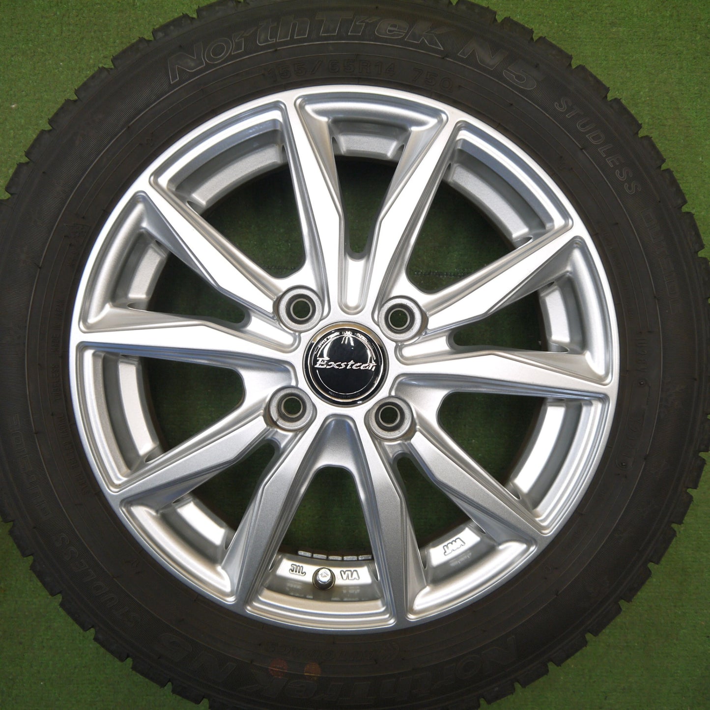 バリ溝！24年！キレイ！9.5分★スタッドレス 155/65R14 オートバックス ノーストレック N5 Exsteer エクスター 14インチ PCD100/4H★6032308Hス