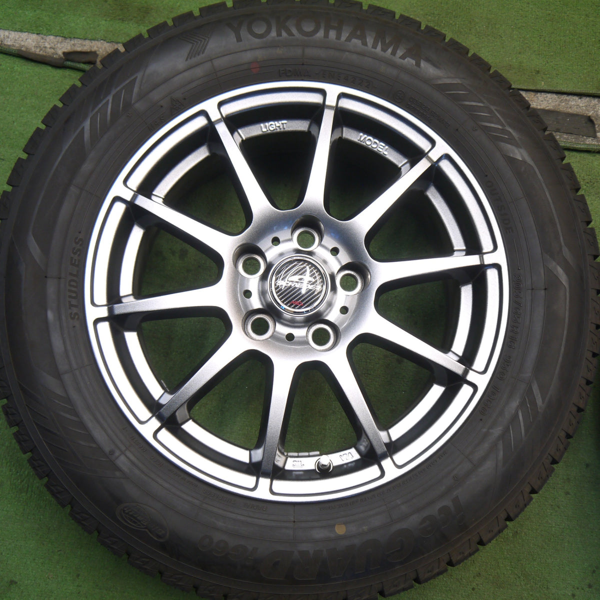 バリ溝！22年！キレイ！ほぼ10分◎スタッドレス 205/65R16 ヨコハマ アイスガード iG60 SCHNEIDER MiD シュナイダー 16インチ PCD114.3/5H◎6082502Hス