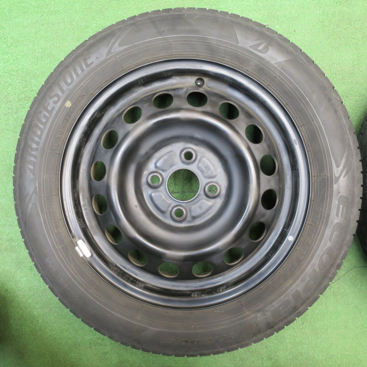 バリ溝！22年！8.5分★175/65R15 ブリヂストン エコピア NH200C スチール ホイール 15インチ PCD100/4H★6022302NJノ