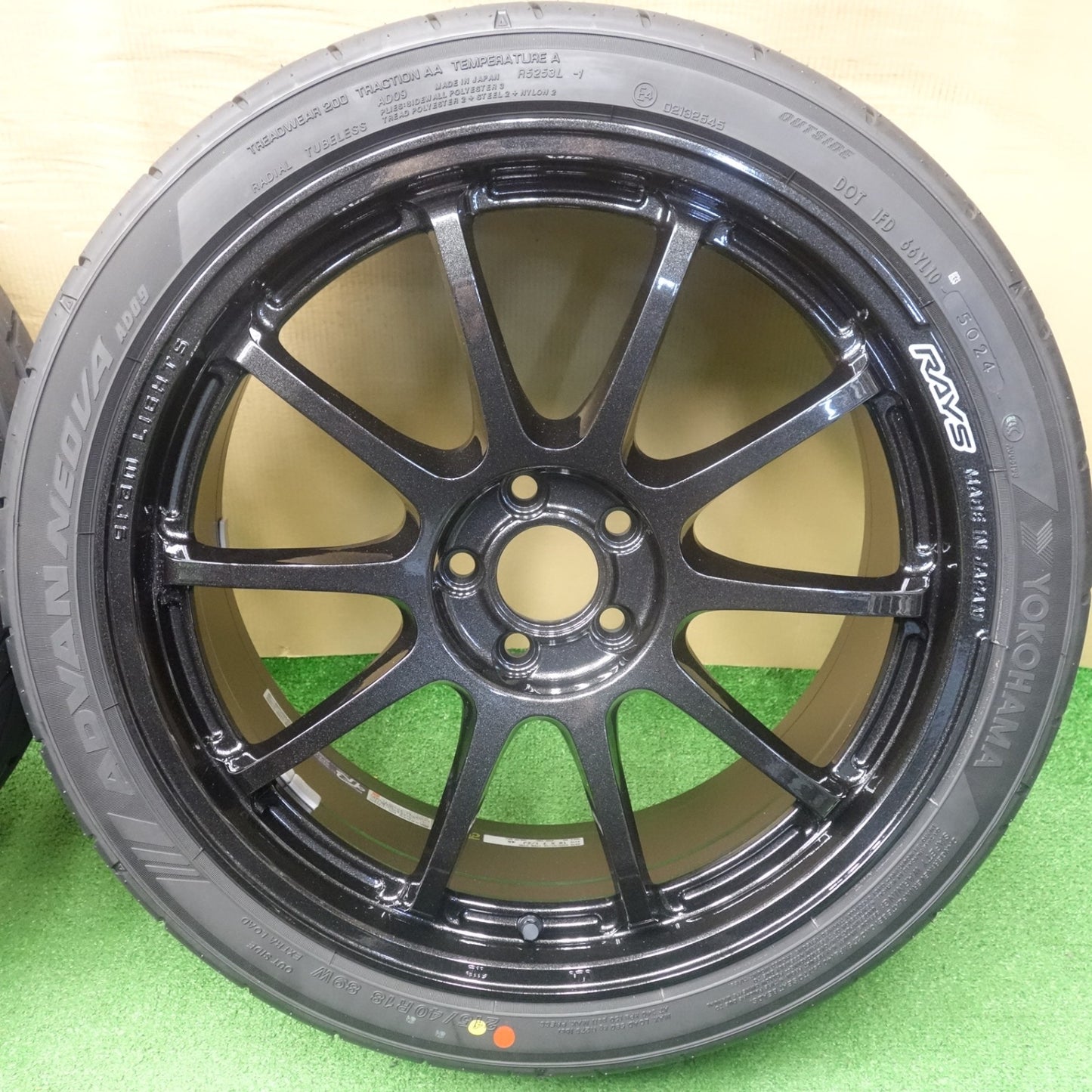 未使用！24年★86 BRZ 等 RAYS 57NR gram LIGHTS 215/40R18 ヨコハマ アドバン NEOVA AD09 レイズ グラムライツ 18インチ PCD100/5H★6052804KTノ