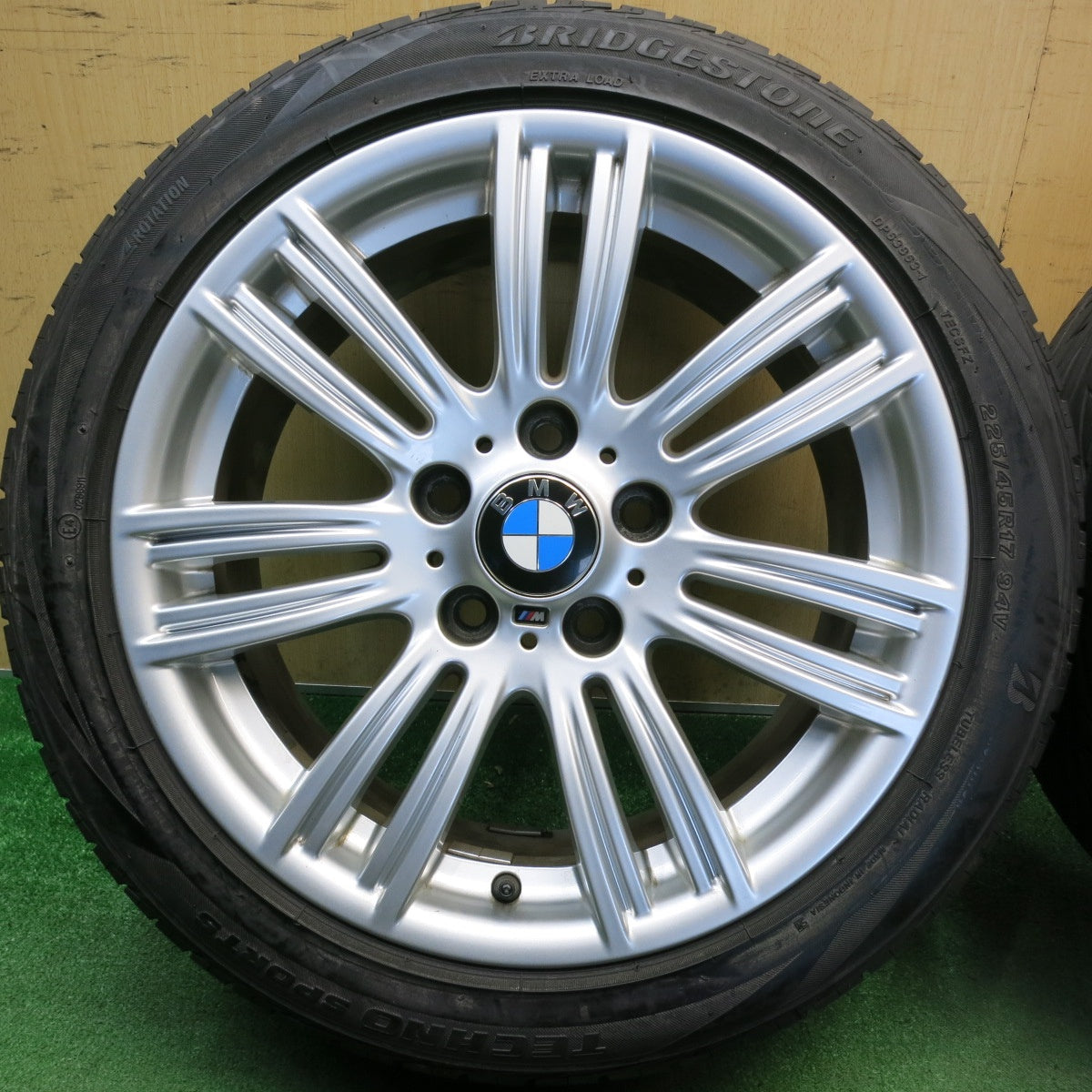 バリ溝！9分★BMW F20 1シリーズ Mスポーツ 純正 225/45R17 245/40R17 ブリヂストン テクノスポーツ ブリヂストン ポテンザ S001 RFT 17インチ PCD120/5H★6052107HAノ