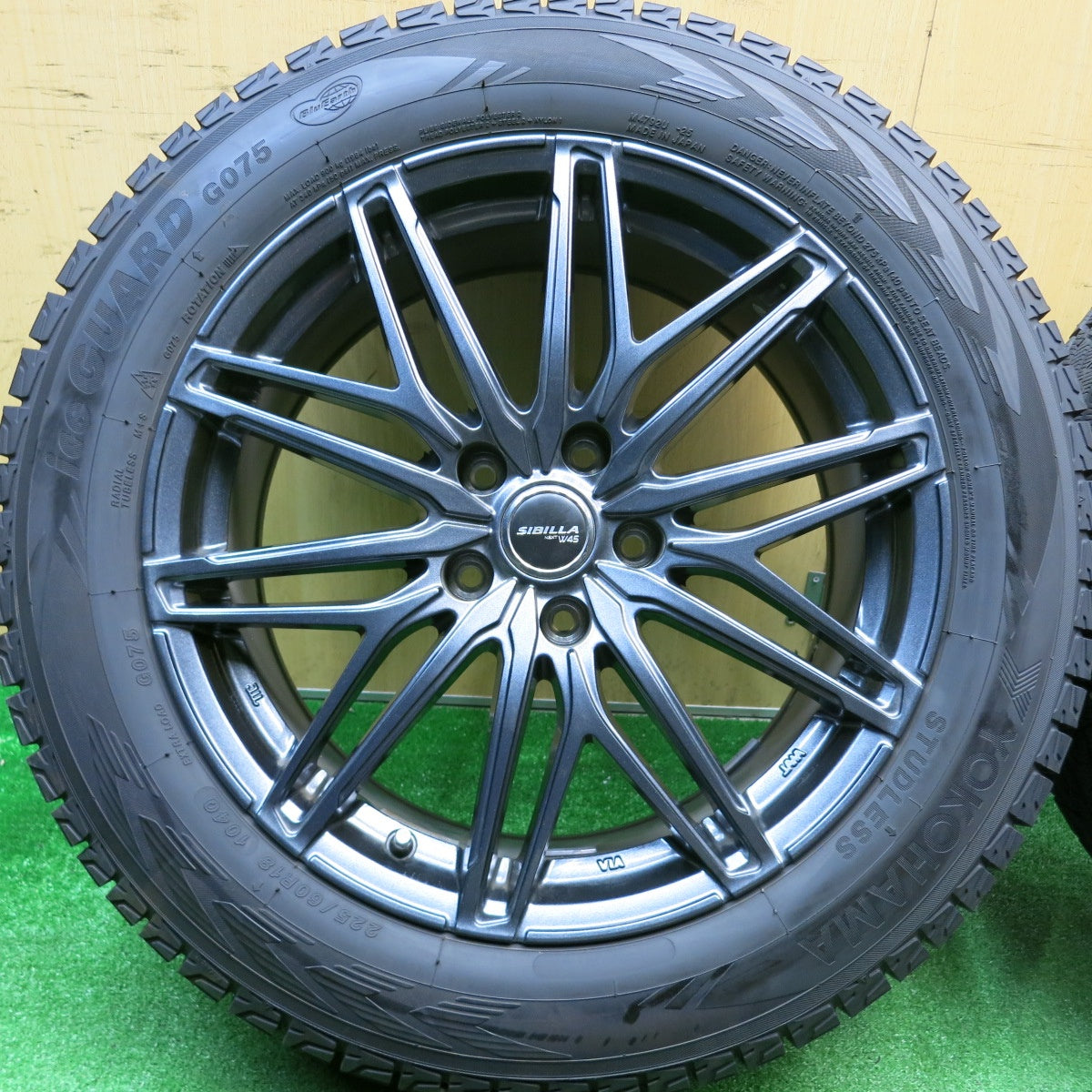 バリ溝！24年！キレイ！ほぼ10分★スタッドレス 225/60R18 ヨコハマ アイスガード G075 SIBILLA NEXT W45 シビラ ネクスト 18インチ PCD114.3/5H★5112013HAス