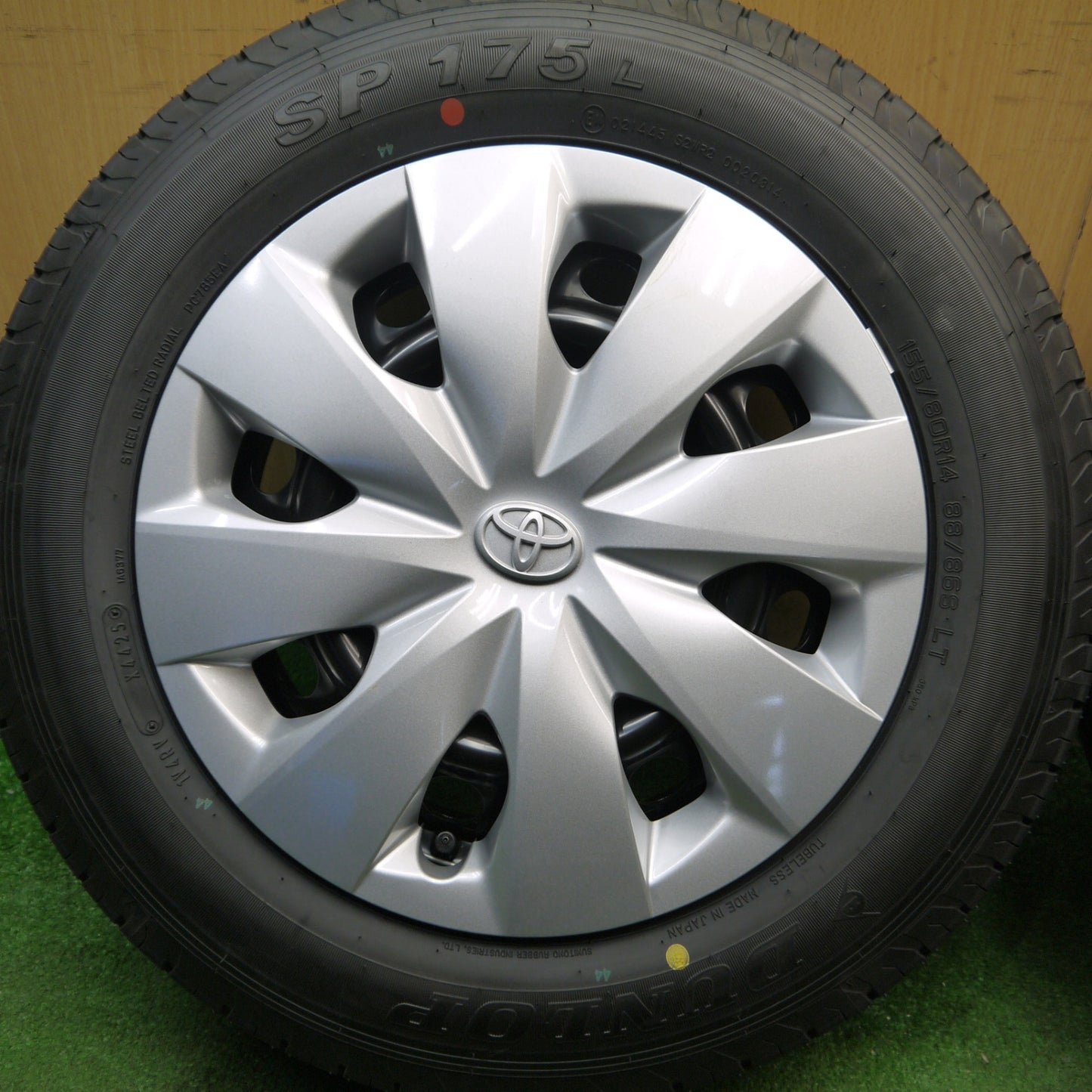 新車外し！25年★トヨタ プロボックス 純正 スチール 155/80R14 88/86S ダンロップ SP175L 14インチ PCD100/4H★6032513Hノ