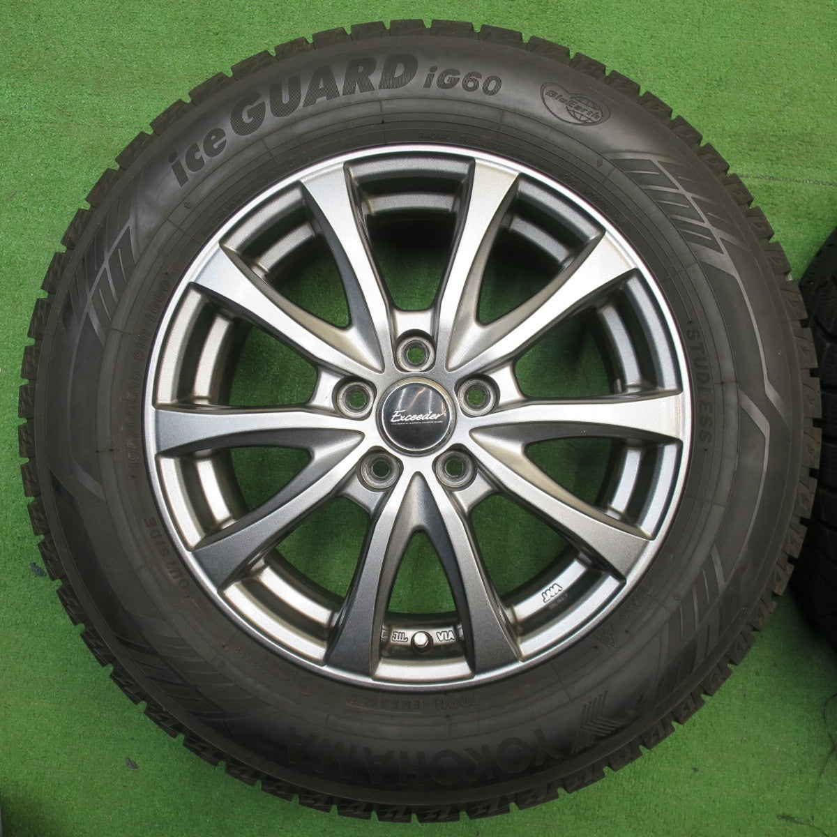 バリ溝！22年！キレイ！9.5分★プリウス 等 195/65R15 スタッドレス ヨコハマ アイスガード iG60 Exceeder エクシーダー 15インチ PCD100/5H★6022505NJス