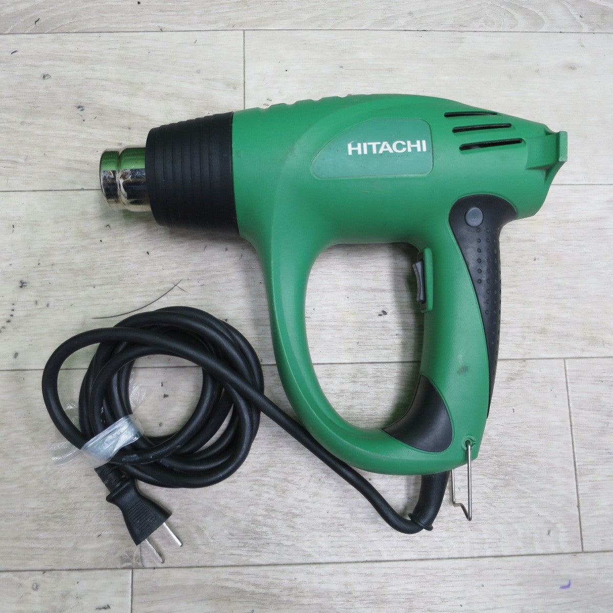 [送料無料] ☆日立工機 ヒートガン 100V 温度・風量 2段階 切替 RH600T ケース付き 電動 工具☆