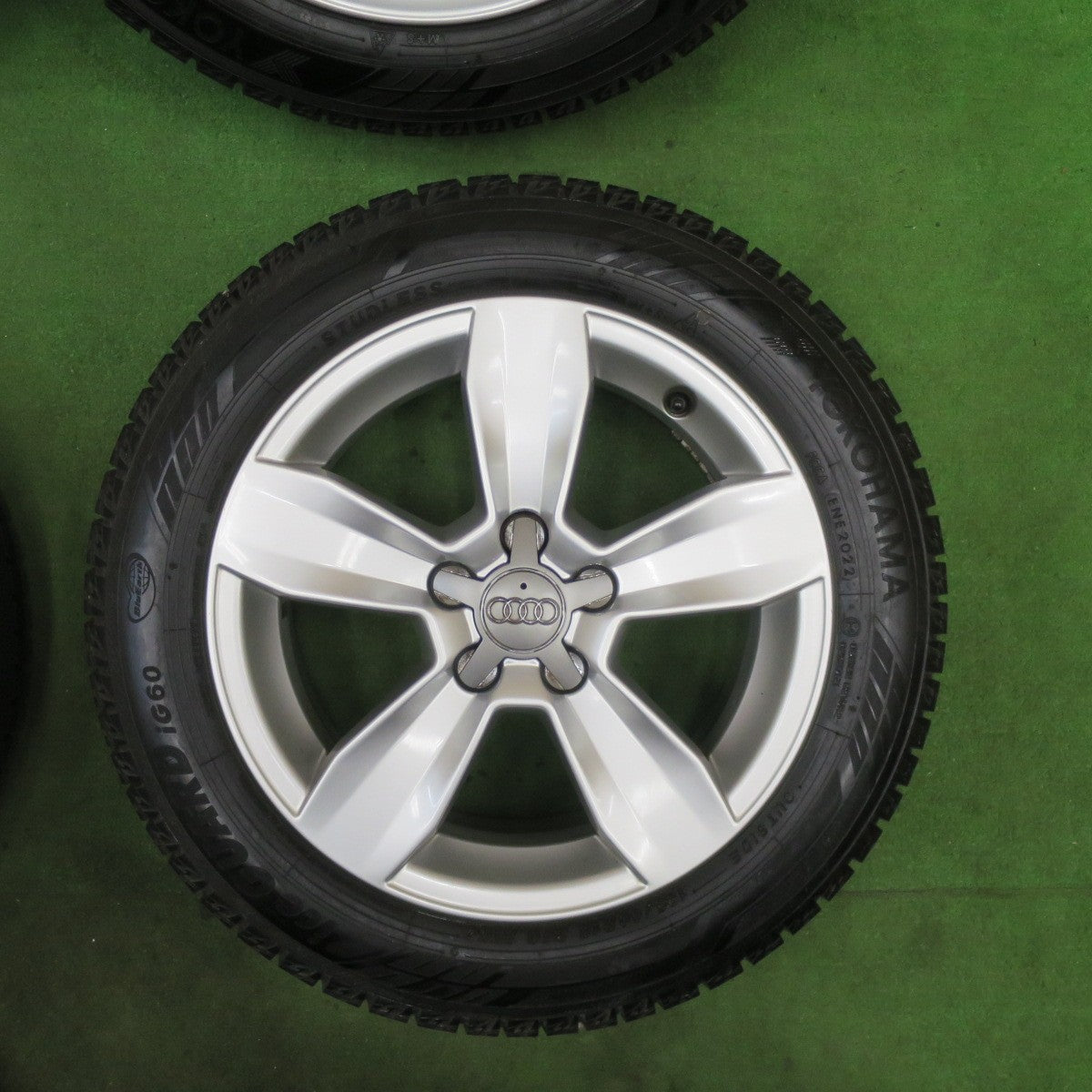 バリ溝！22年！キレイ！9.5分★アウディ A1 8X 純正 185/60R15 スタッドレス ヨコハマ アイスガード iG60 15インチ PCD100/5H★6022002TTス