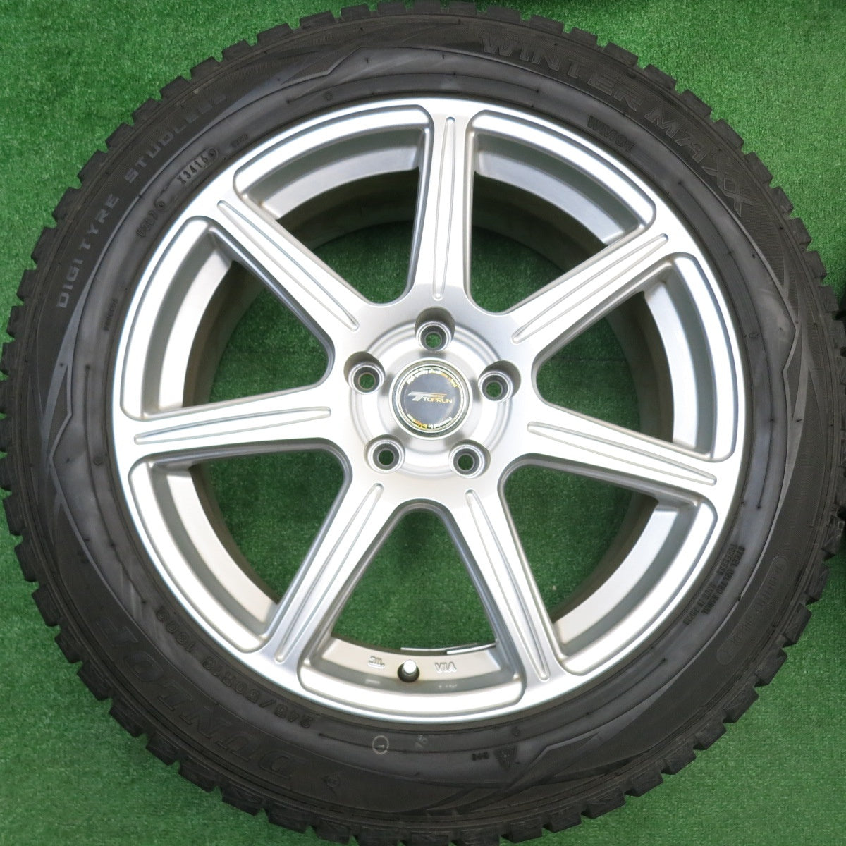 バリ溝！9.5分★スタッドレス 245/50R18 ダンロップ ウインターマックス WM01 TOPRUN トップラン 18インチ PCD114.3/5H★5102509HAス