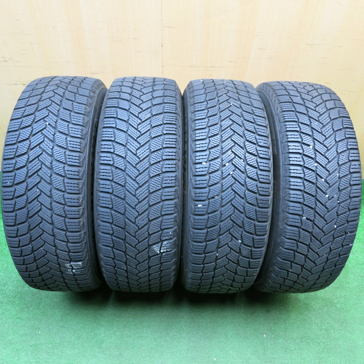 バリ溝！22年！9分★スタッドレス 225/65R17 ミシュラン X-ICE SNOW SUV RiZLEY ライツレー 17インチ PCD114.3/5H★5120609HAス