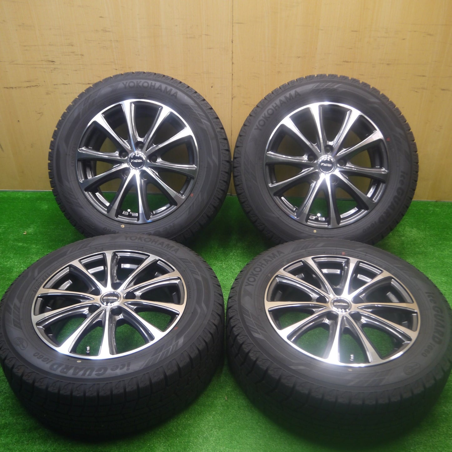 *送料無料* バリ溝！キレイ！9.5分★スタッドレス 215/60R16 ヨコハマ アイスガード iG60 Laffite ラフィット 16インチ PCD114.3/5H★4081906Hス