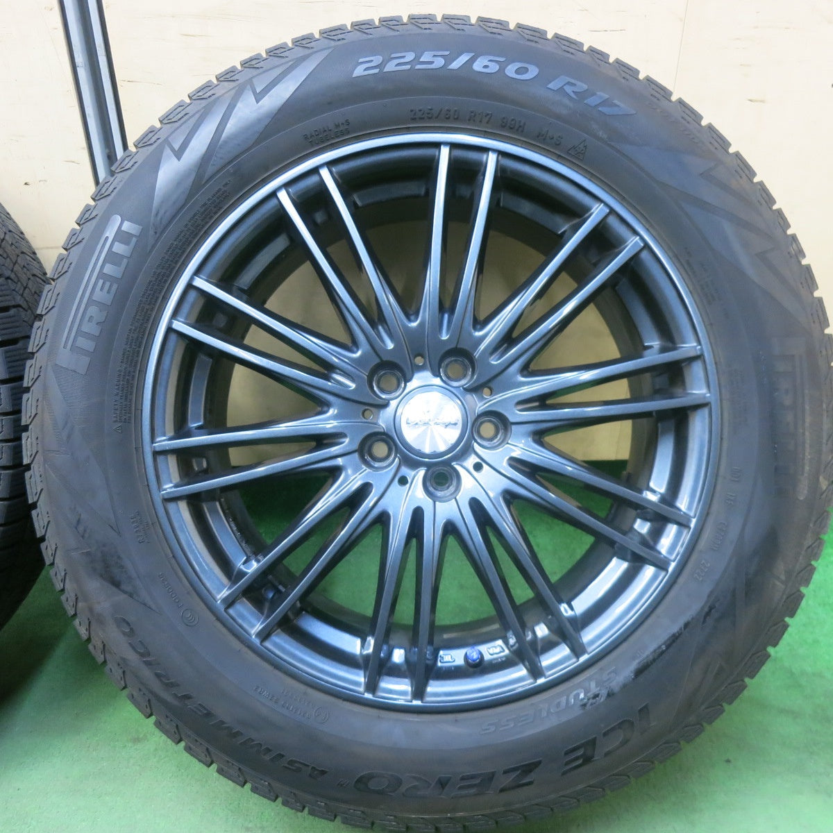 バリ溝！22年！キレイ！9分★XV 等 225/60R17 スタッドレス ピレリ アイスゼロ アシンメトリコ VELVA AGUDO ヴェルヴァ アグード 17インチ PCD100/5H★5102501SKス