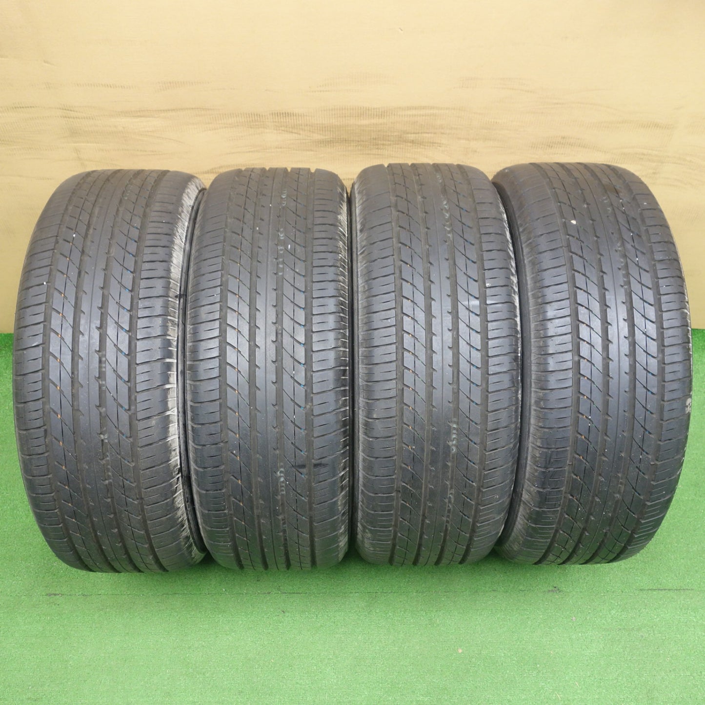 バリ溝！9.5分★トヨタ 30系 ヴェルファイア アルファード 純正 235/50R18 トーヨー トランパス R30 18インチ PCD114.3/5H★6052304KTノ