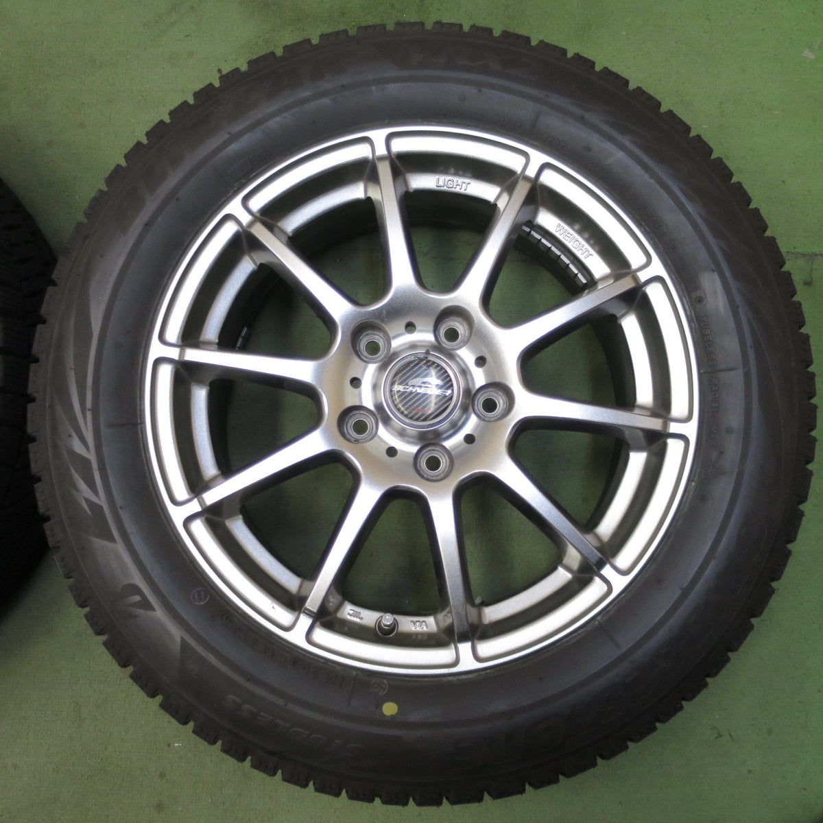 バリ溝！22年！キレイ！ほぼ10分◎スタッドレス 205/60R16 ブリヂストン ブリザック VRX2 SCHNEIDER ATECH シュナイダー 16インチ PCD114.3/5H◎6100503NGス