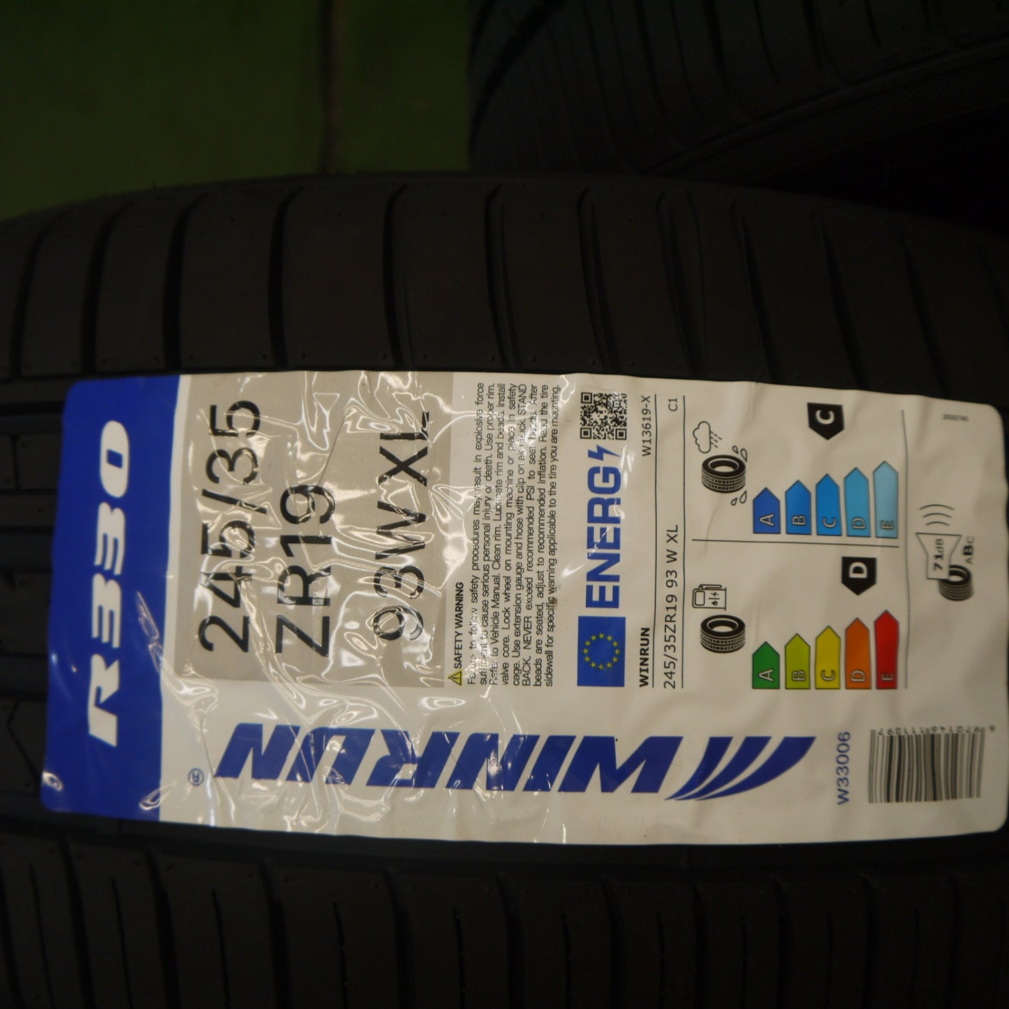 未使用！26年★245/35R19 ウィンラン R330 WINRUN タイヤ 19インチ WRX クラウン マークX カムリ スカイライン 等★6071310Hノタ