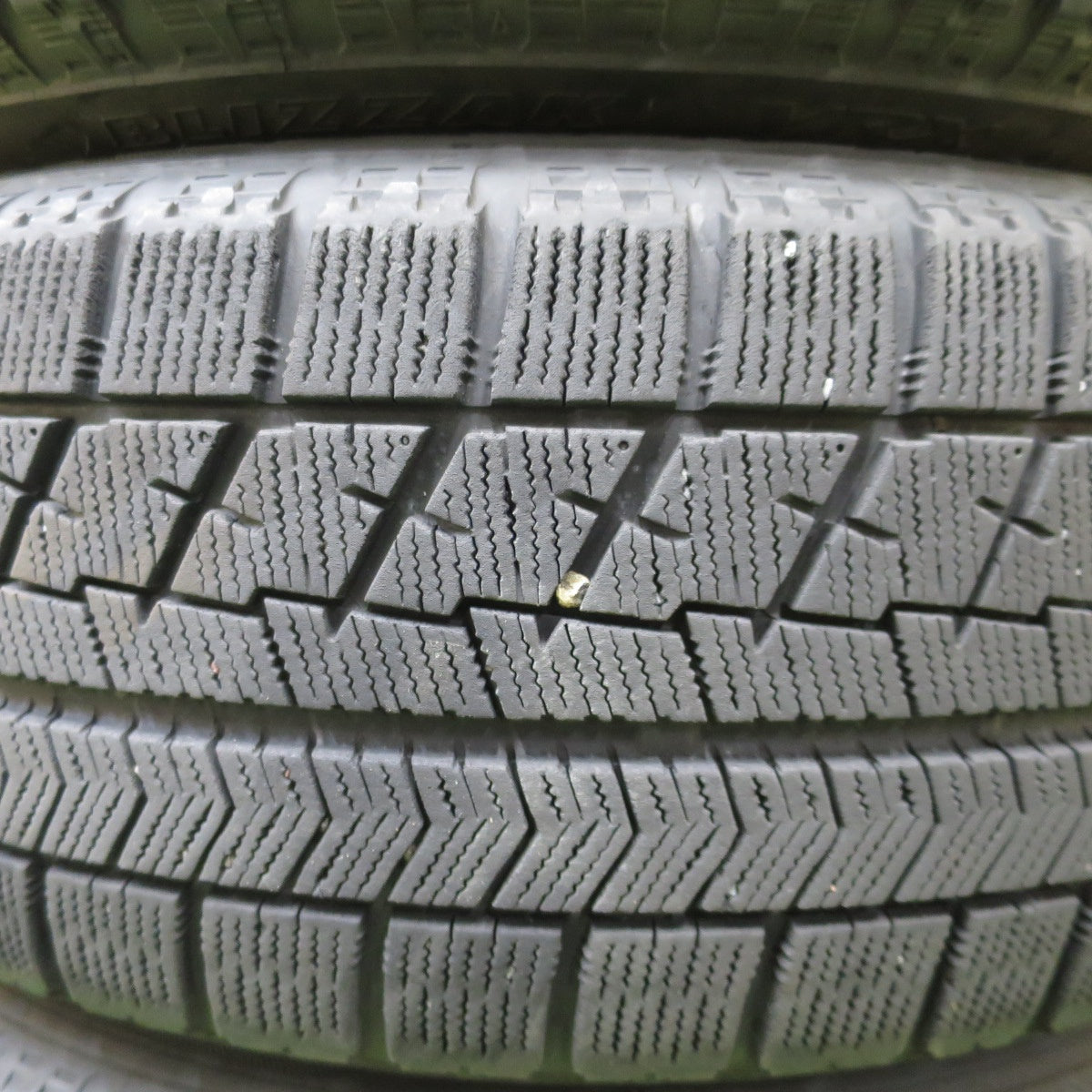 キレイ◎スタッドレス 205/60R16 ブリヂストン ブリザック VRX BALMINUM AR12 バルミナ 16インチ PCD114.3/5H◎6090904NGス