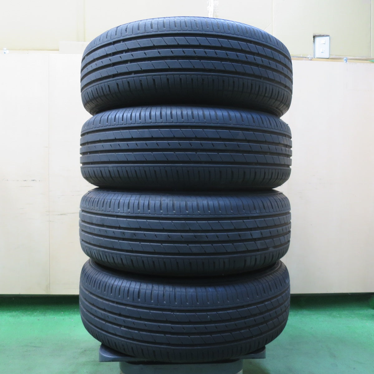 バリ溝！23年！キレイ！8.5分★215/65R16 ジーテックス ZT6000 eco G521 Verthandi ヴェルサンディ ヴェルザンディ 16インチ PCD114.3/5H★5052910イノ