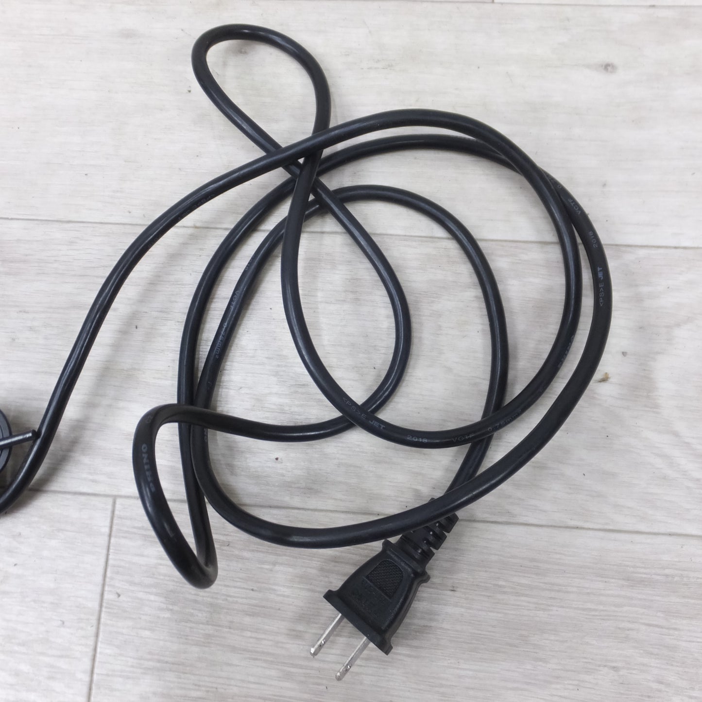 [送料無料] ◆マキタ 10mm 無段変速 ドリル 100V 6412 電気ドリル 鉄工 金属加工 木工 穴あけ 電動 工具◆