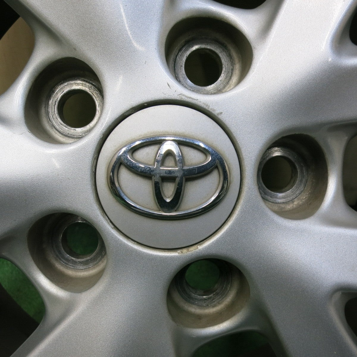 バリ溝！ほぼ10分★トヨタ アイシス 純正 205/55R16 ファルケン シンセラ SN832i 16インチ PCD114.3/5H★5062607SYノ