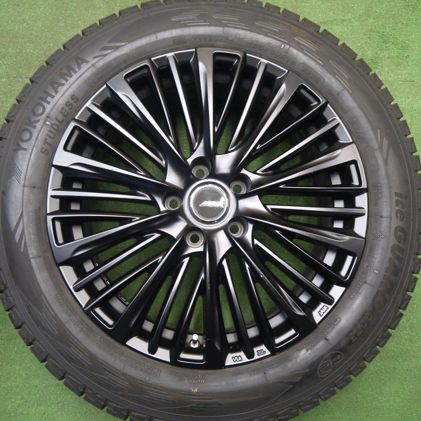 バリ溝！23年！キレイ！9.5分★LEHRMEISTER PREMIX MER-X 225/60R18 スタッドレス ヨコハマ アイスガード G075 レアマイスター プレミックス 18インチ PCD114.3/5H★6012105Hス