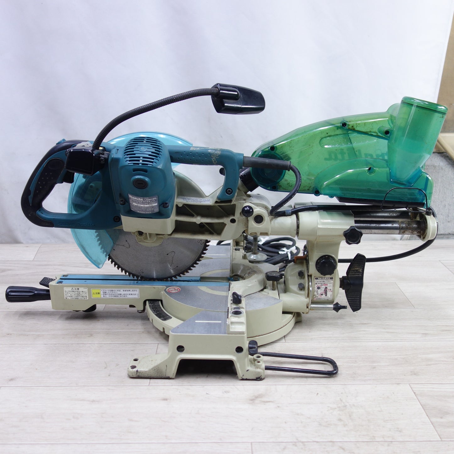 [送料無料] ◆マキタ 216mm スライド マルノコ LS0814FL 丸のこ 丸ノコ 木工 切断機 電動 工具 makita◆