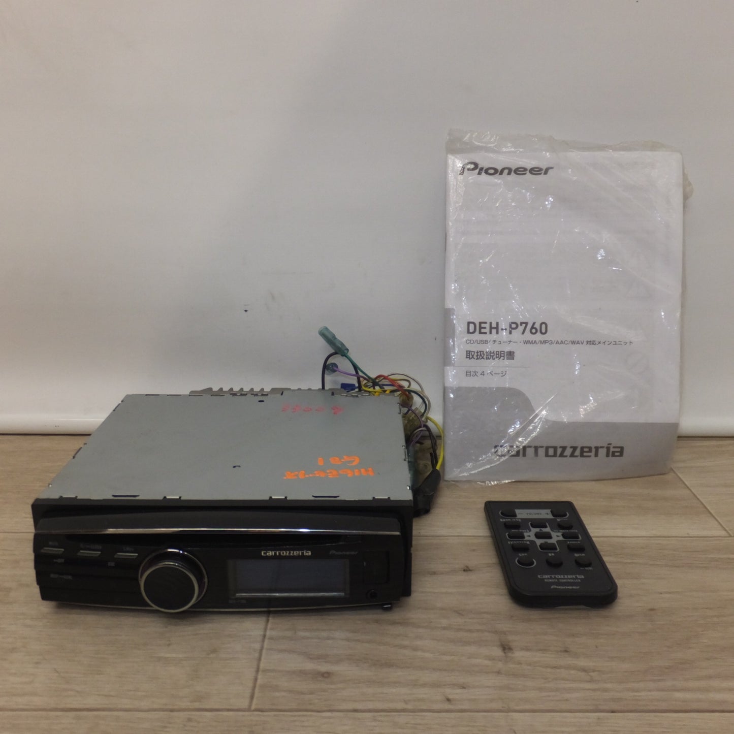[送料無料] ★カロッツェリア carrozzeria カーオーディオ 1Dメインユニット DEH-P760(31)★