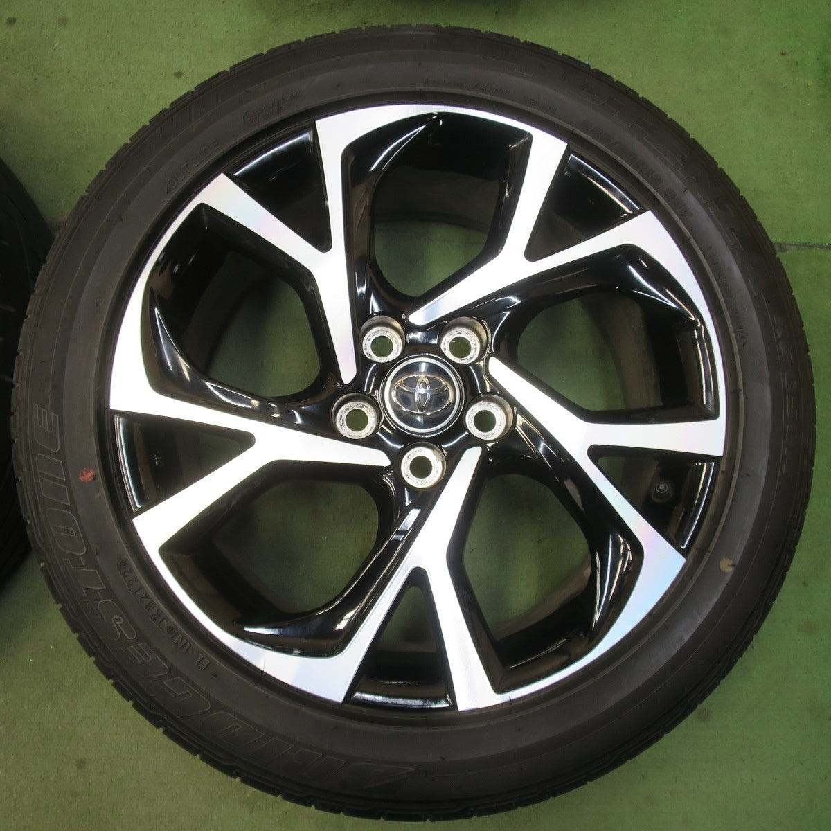 バリ溝！22年！9.5分★トヨタ CH-R 純正 225/50R18 ブリヂストン ポテンザ RE050A プレイズ PX-RV2 18インチ CHR PCD114.3/5H★6051404イノ