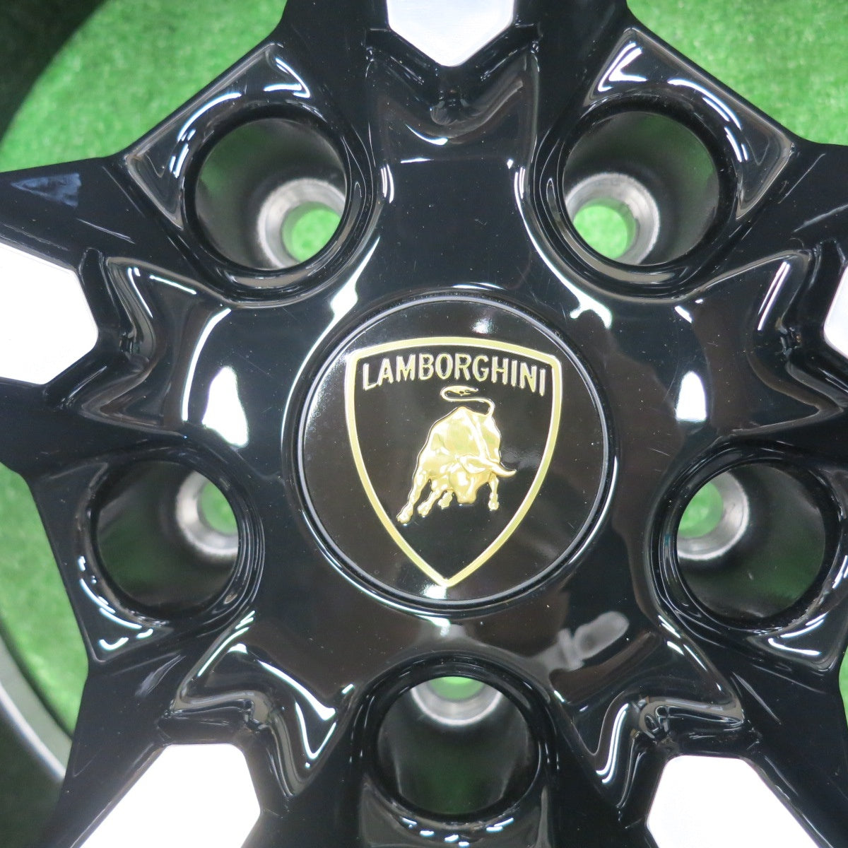 [送料無料] バリ溝！キレイ！8.5分★ランボルギーニ ウルス 純正 OP 285/40R22 325/35R22 ピレリ PZERO 22インチ PCD130/5H★4091902NJノ