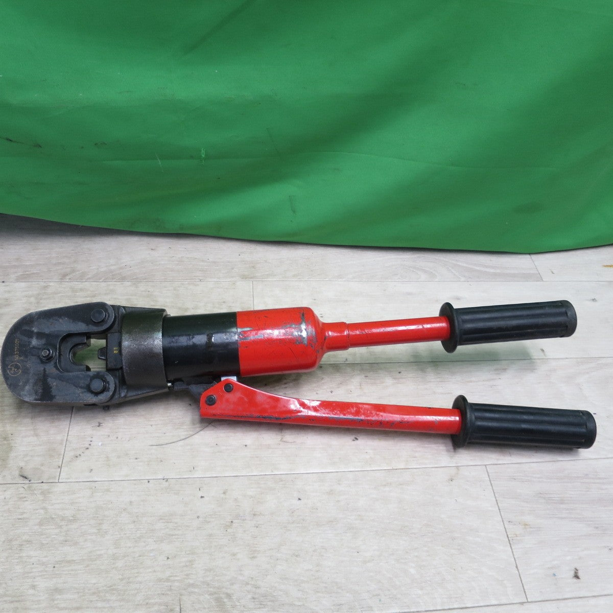 [送料無料] ☆IZUMI 泉精機 屋内配線用 電線 接続 工具 9H-2 手動 油圧式 圧着 工具 ケース オスダイス 3個付 ハンドプレス ジャンク☆