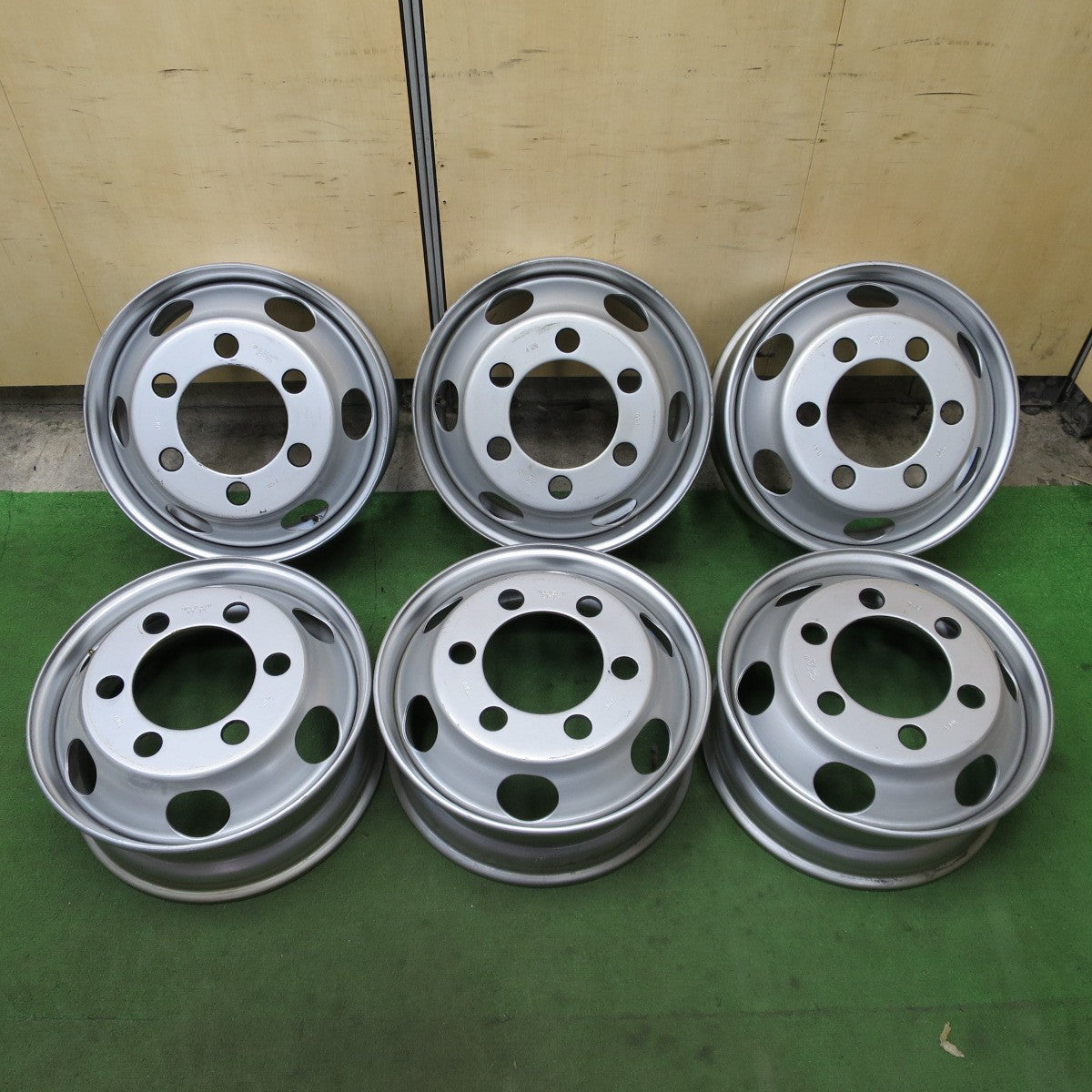 キレイ！6本★トラック TOPY スチール ホイール 17.5インチ トピー 127-9CS 17.5×6.00 PCD222.25/6H★6042204ナホ