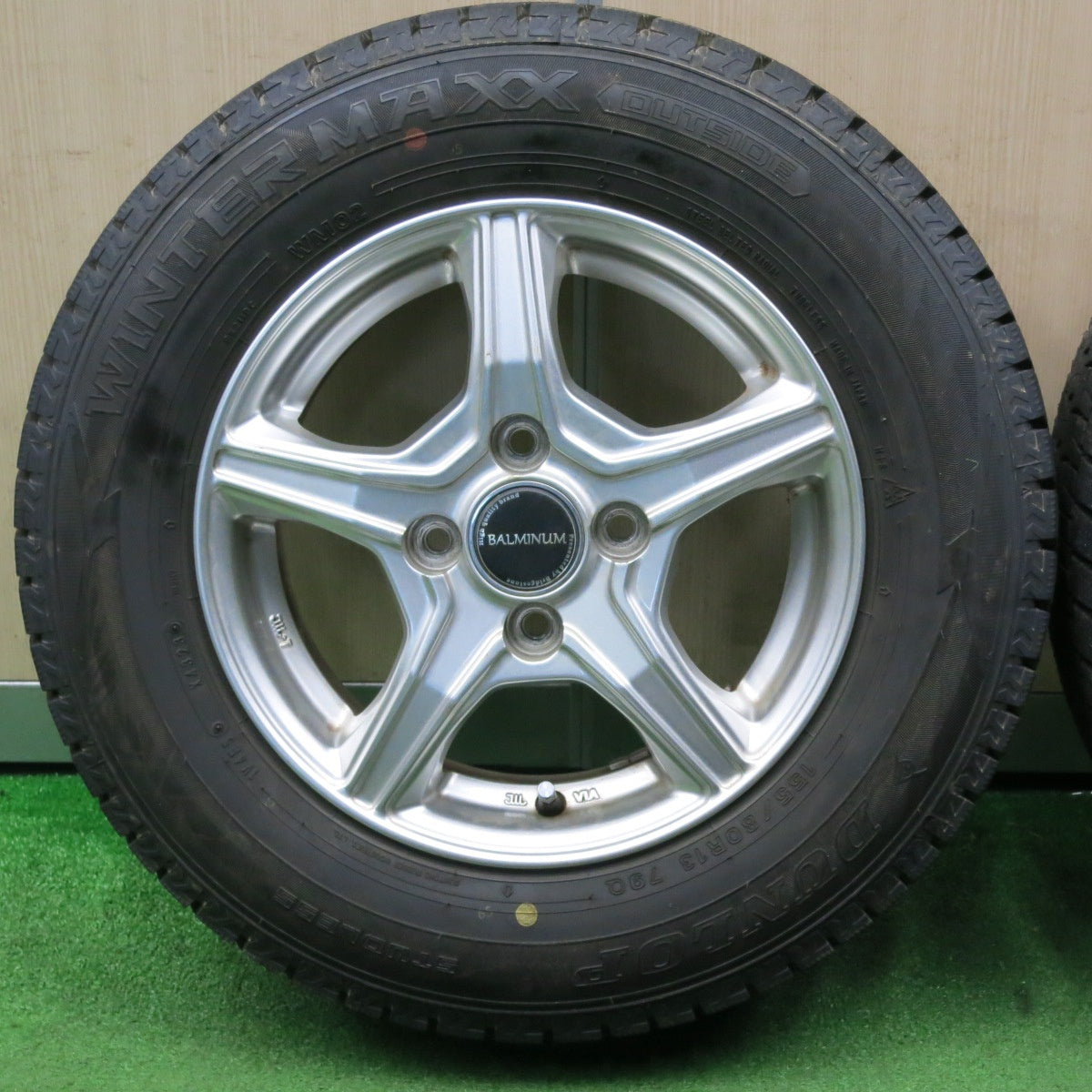 [送料無料] バリ溝！23年！キレイ！9.5分★スタッドレス 155/80R13 ダンロップ ウインターマックス WM02 BALMINUM バルミナ 13インチ PCD100/4H★5010408NJス