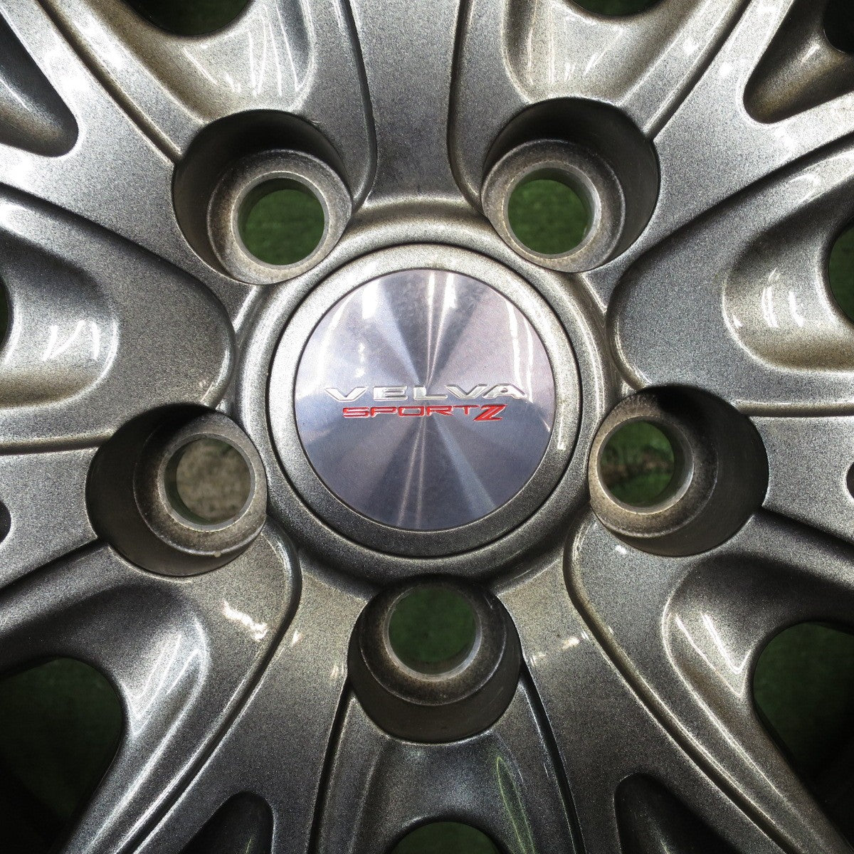 バリ溝！22年！キレイ！9.5分★プリウス 等 195/65R15 スタッドレス ブリヂストン ブリザック VRX2 VELVA SPORTZ ヴェルヴァ 15インチ PCD100/5H★5053007NJス