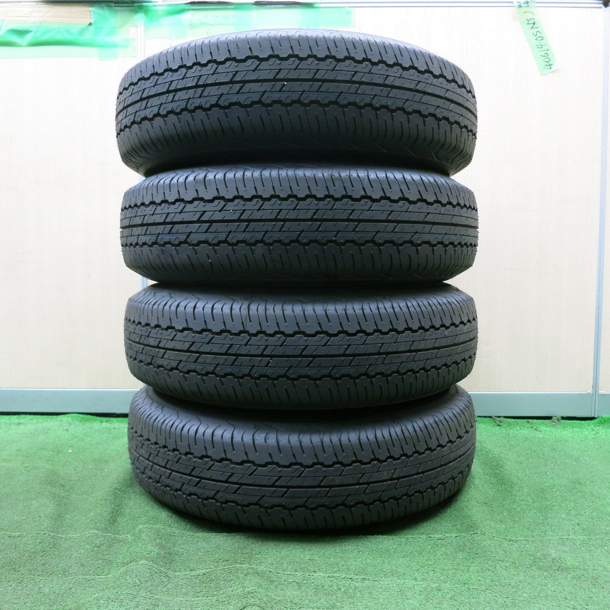*送料無料* 新車外し！24年★スズキ ジムニー シエラ 純正 195/80R15 ダンロップ AT20 グラントレック 15インチ PCD139.7/5H★4061405NJノ