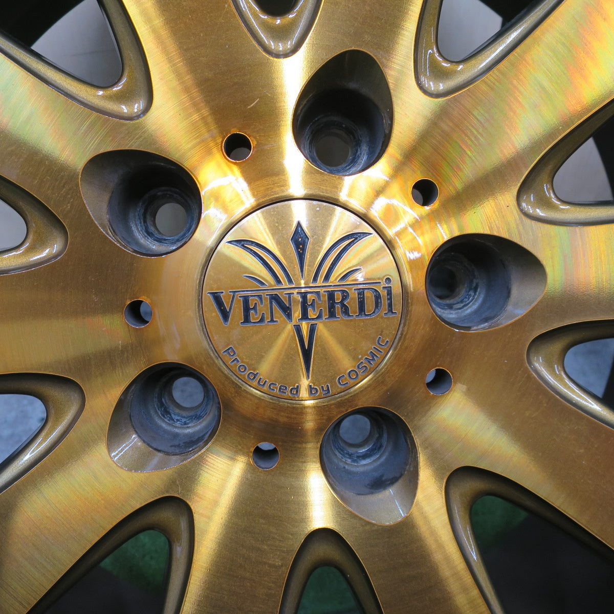 キレイ！付属品付き★VENERDi VARIANT COSMIC 18インチ ホイール ヴェネルディ ヴァリアント コスミック 18×7.5J PCD114.3/5H★6070603NGホ