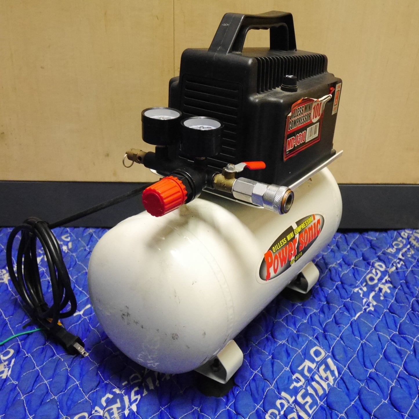 [送料無料] ☆パオック PAOCK オイルレス ミニ コンプレッサー MD-0310 10L コード式 エアー ツール 工具 パワーソニック☆