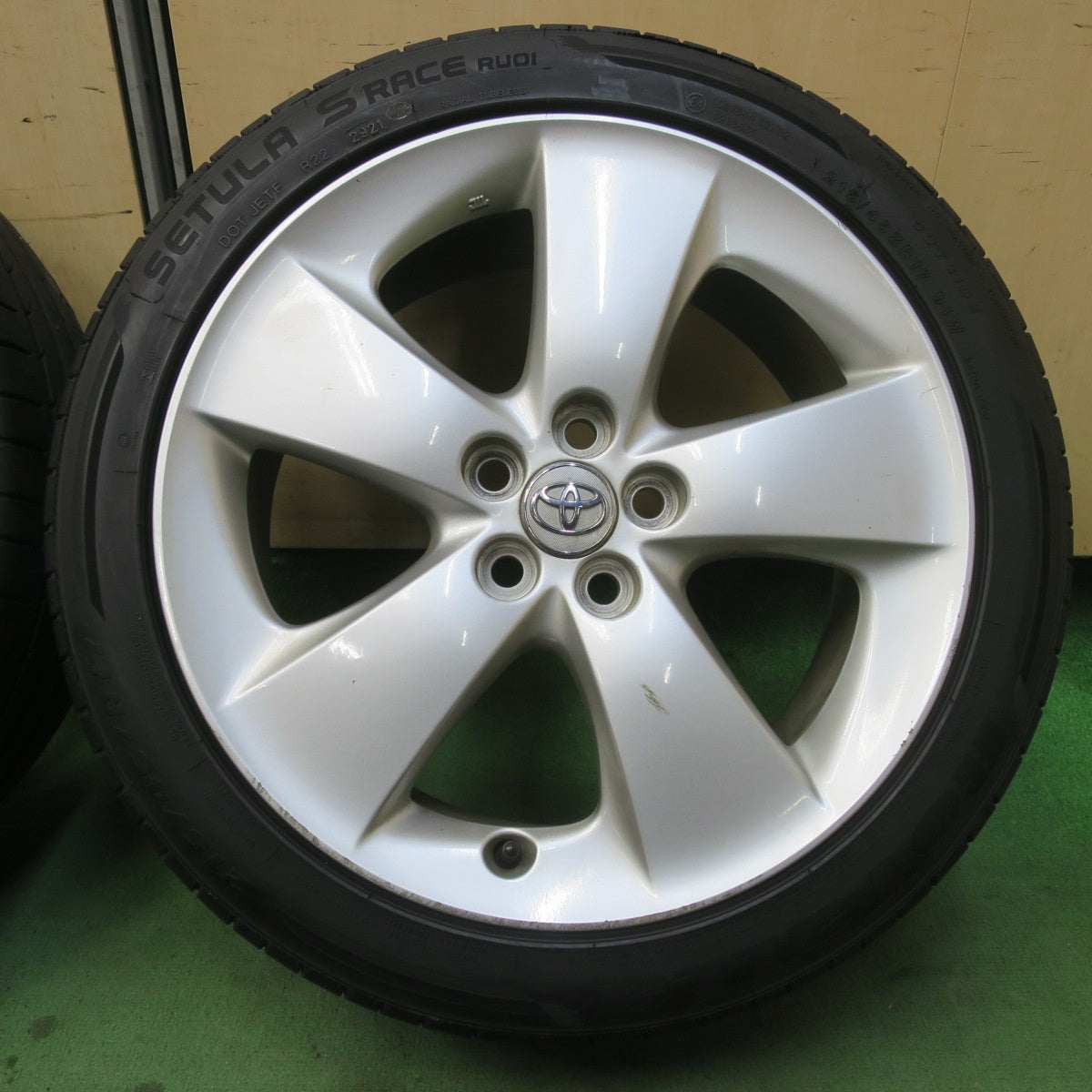 バリ溝！22年！8.5分★トヨタ 30系 プリウス S G ツーリング 純正 215/45R17 ロターラ SETULA S RACE RU01 ジーテックス HP2000 vfm 17インチ PCD100/5H★6012710イノ