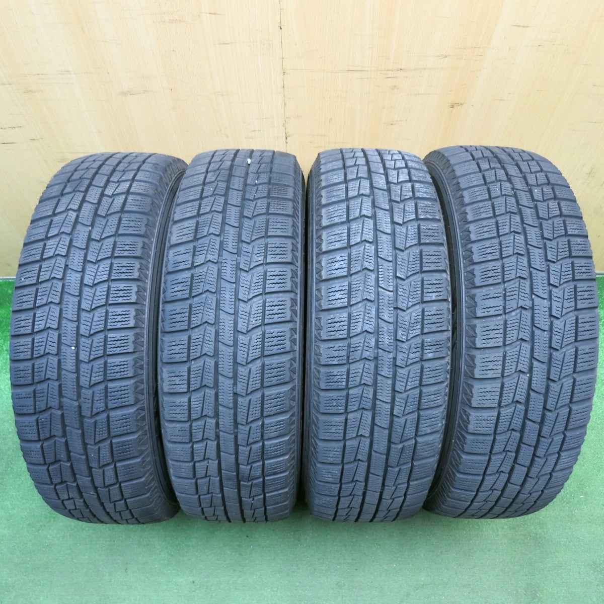 バリ溝！8.5分★スタッドレス 185/65R15 オートバックス ノーストレック N3i LEBEN レーベン 15インチ PCD100/4H★6042609HAス