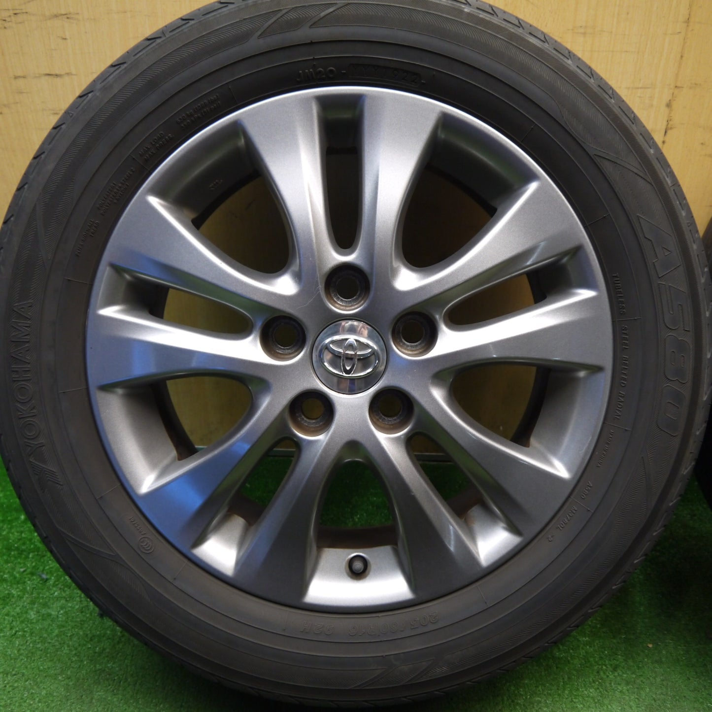 4本価格！22年★トヨタ 70系 ノア ヴォクシー 純正 205/60R16 ヨコハマ A580 16インチ PCD114.3/5H★6031007Hノ