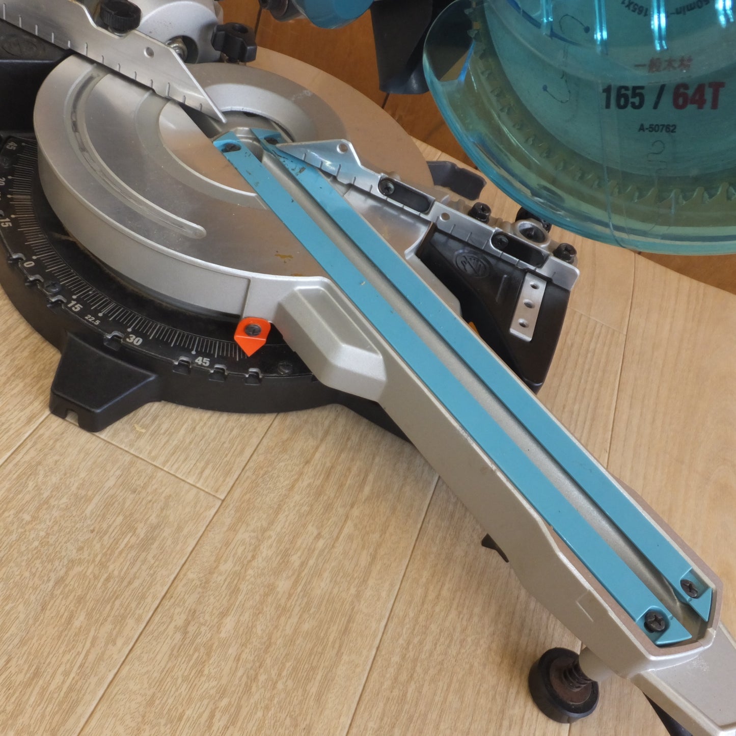 [送料無料] ★マキタ makita 165mm スライドマルノコ LS0612FL　100V～ 11A 50-60Hz 1050W　木工用 超硬丸ノコ★