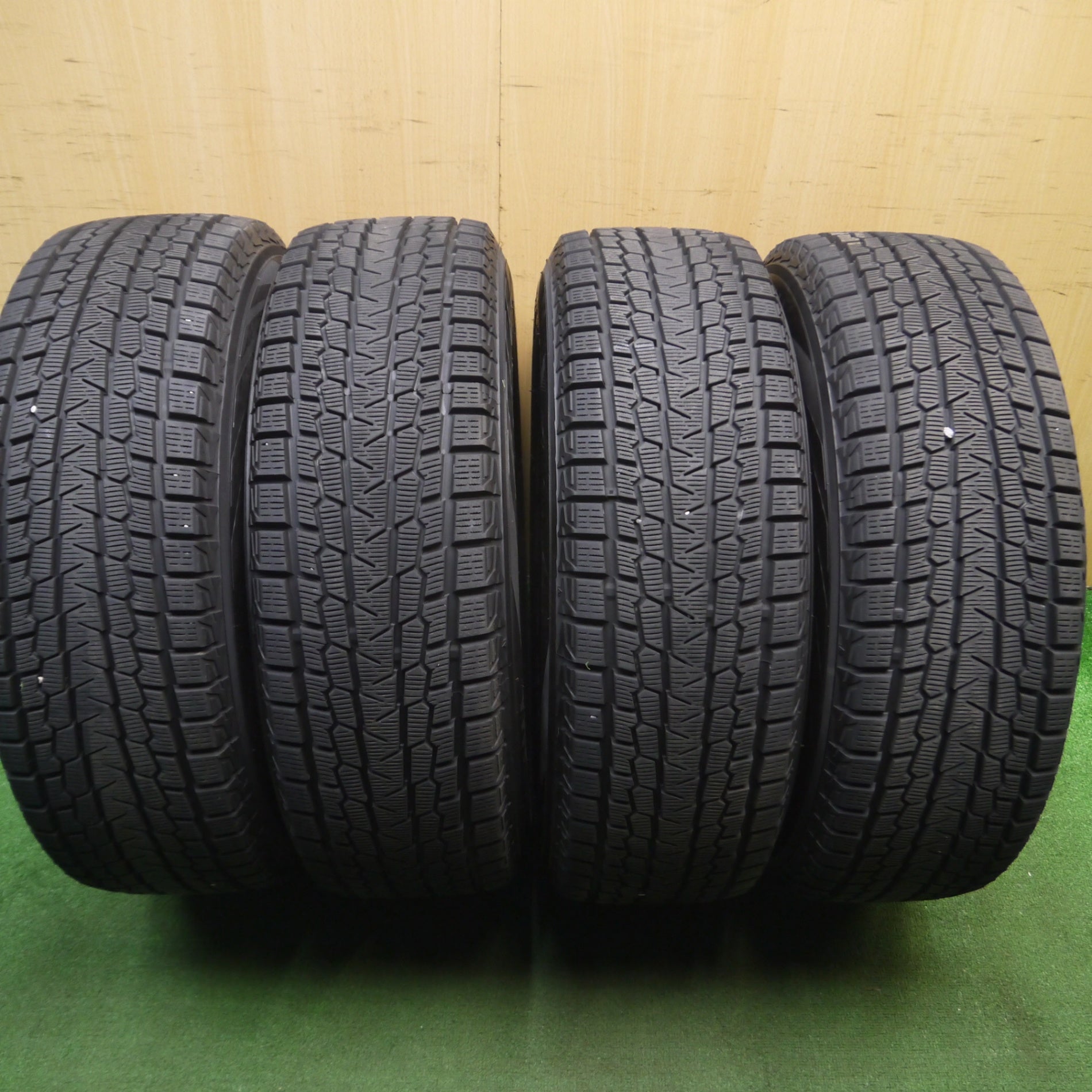 225/65r17 ヨコハマ　2021年製　バリ溝 アイスガード SUV G075 【2024年製】YOKOHAMA 225/65R17 102T