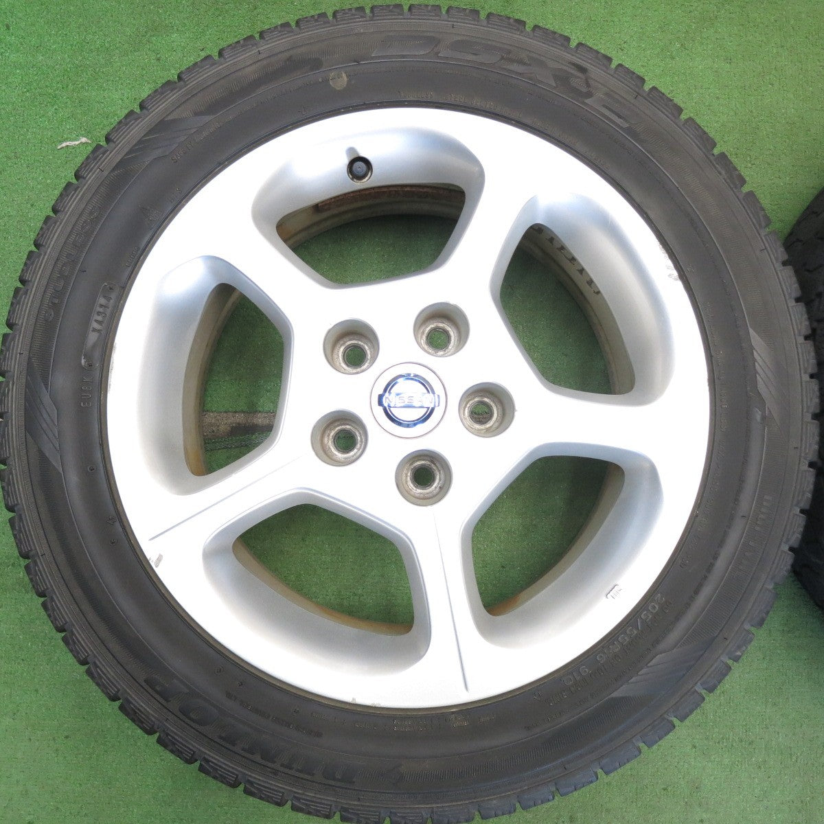 4本価格◎日産 ZE0 リーフ 純正 205/55R16 スタッドレス ダンロップ DSX-2 16インチ PCD114.3/5H◎6070505HAス