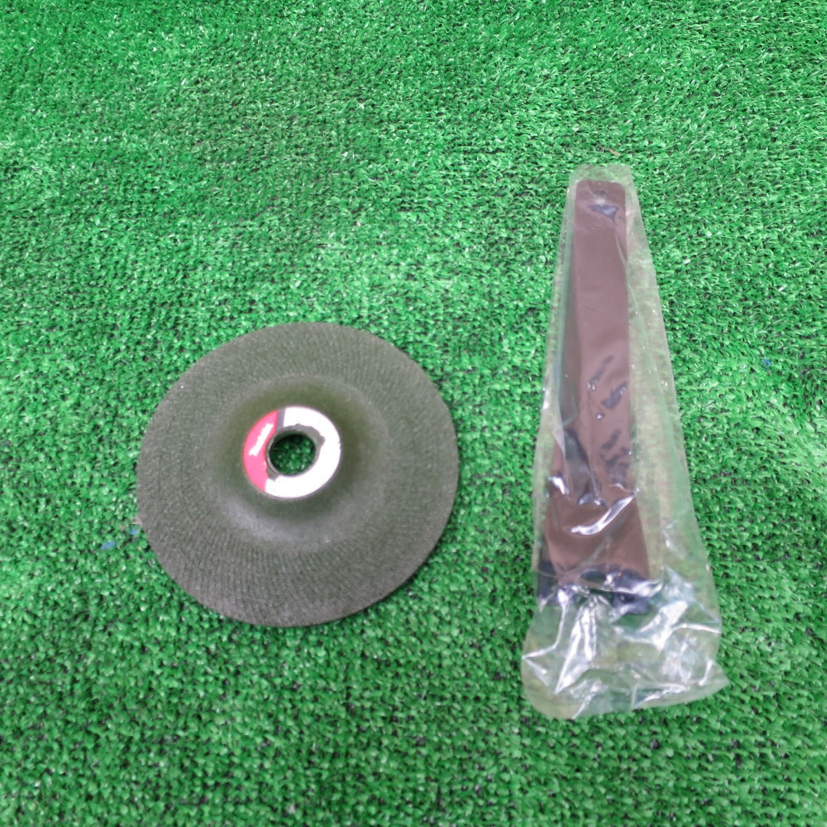 [送料無料] 未使用◆マキタ 100mm ディスク グラインダ 9533B 電動 工具 コード式 研磨 研摩 機 切断 研削 Makita◆