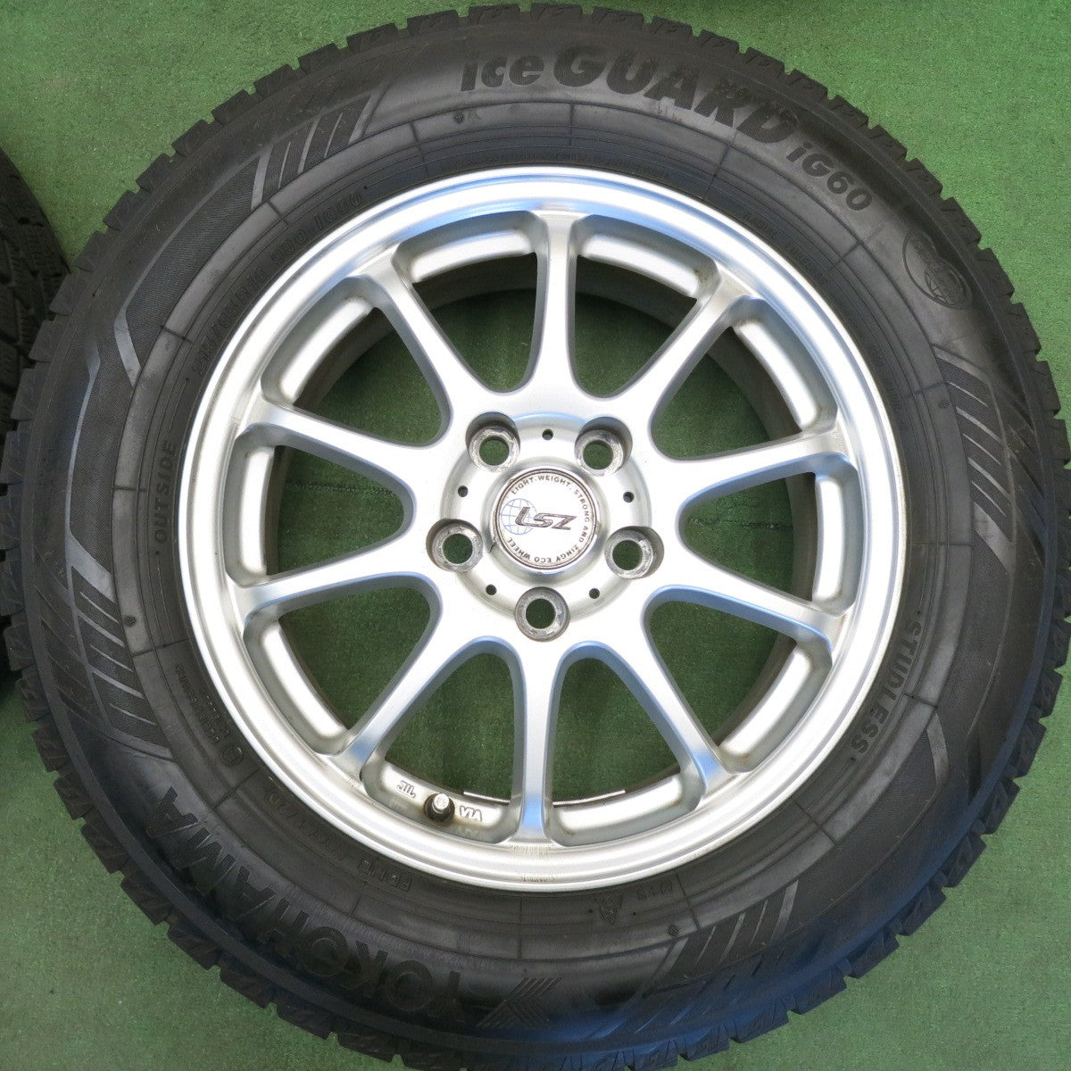バリ溝！9分★スタッドレス 215/65R16 ヨコハマ アイスガード iG60 LSZ 社外 アルミ 16インチ PCD114.3/5H★6051710HAス