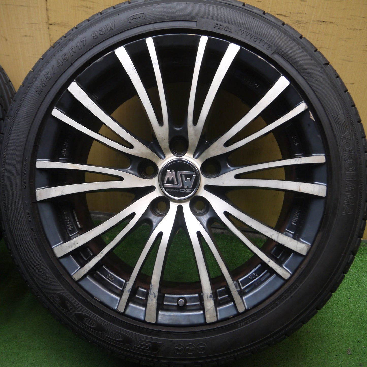 *送料無料* バリ溝！9.5分★ベンツ 等 MSW O・Z 235/45R17 ヨコハマ DNA エコス ES300 ナンカン NOBLE SPORT NS-20 PCD112/5H★4050101Hノ