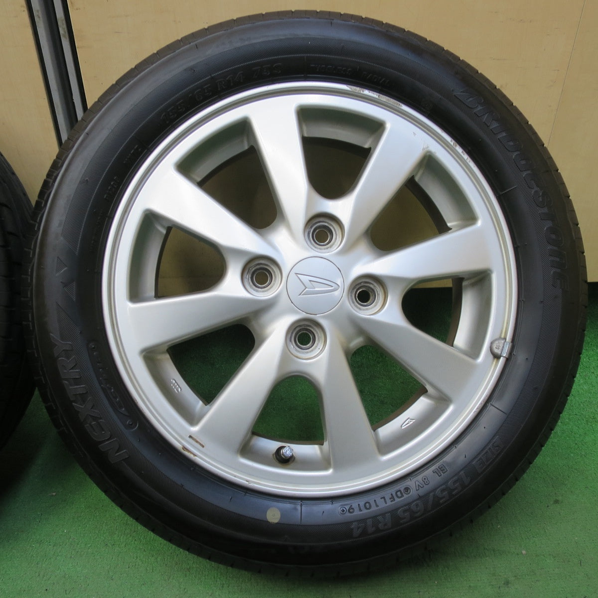 バリ溝！8.5分★ダイハツ タント 純正 155/65R14 ブリヂストン ネクストリー エコピア 14インチ PCD100/4H★5082807イノ