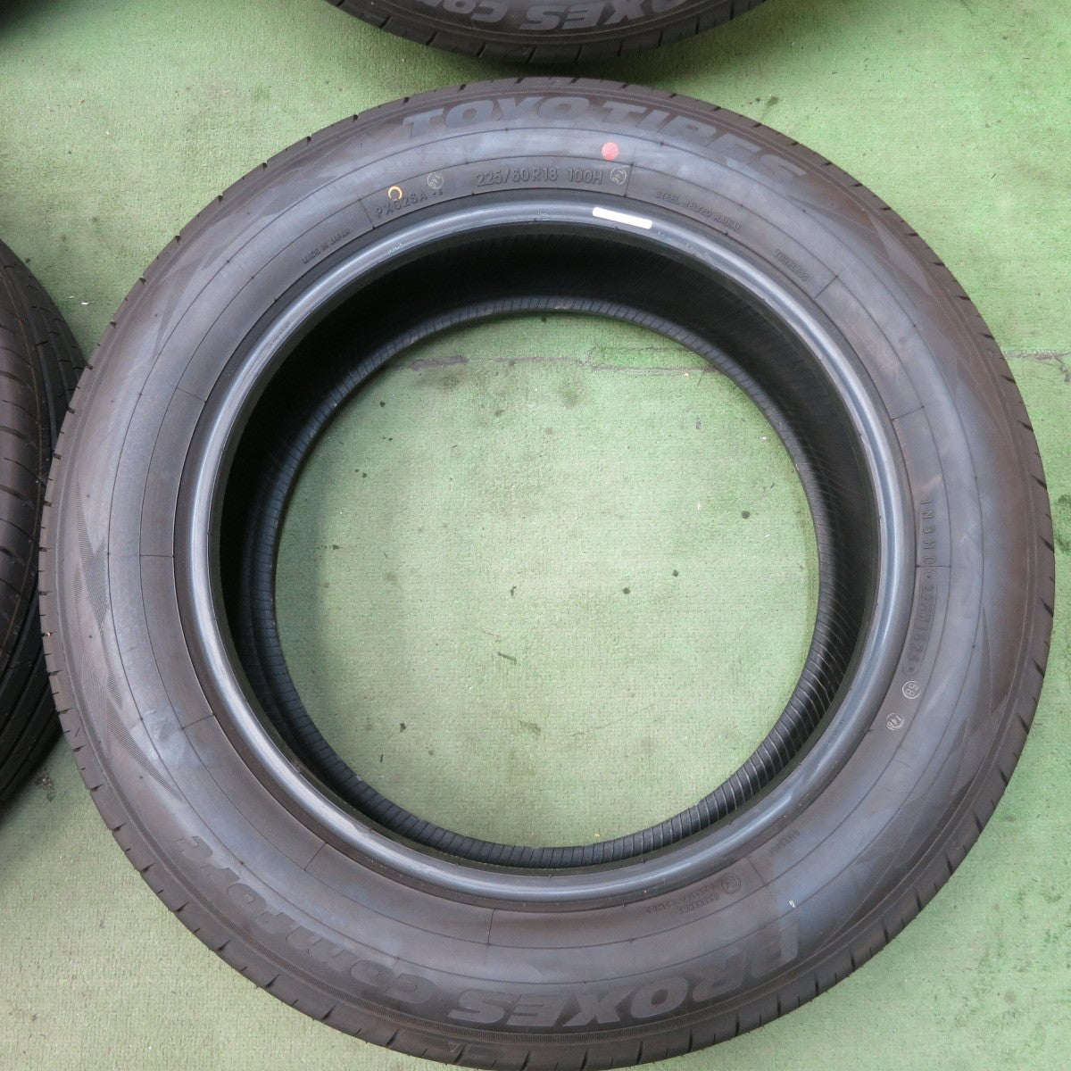 新車外し！25年★225/60R18 トーヨー プロクセス Comfort コンフォート タイヤ 18インチ 40系 アルファード ハリアー RAV4 等★5101501ナノタ