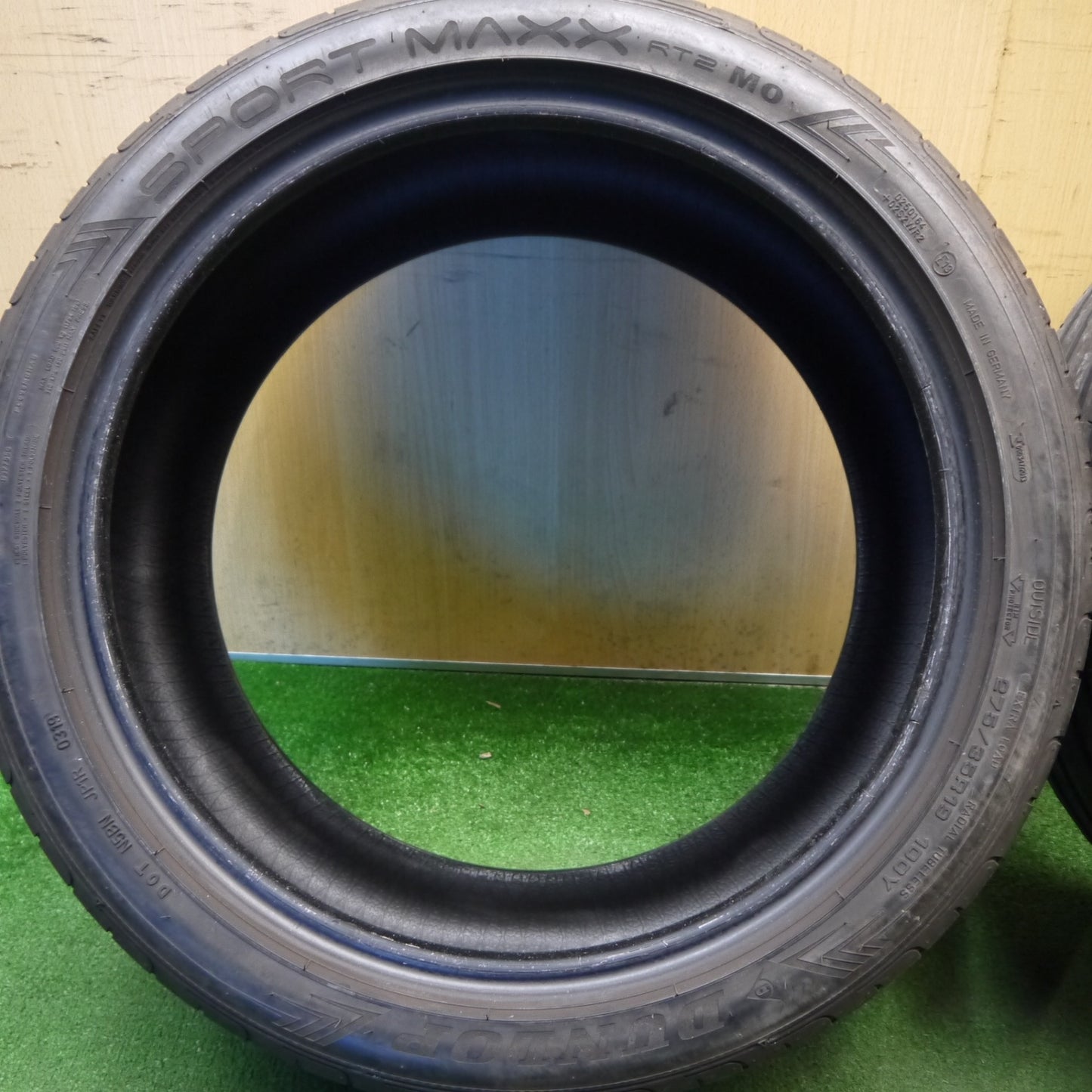 2本価格★275/35R19 ダンロップ スポーツマックス RT2 MO タイヤ 19インチ レクサス RC-F ベンツ CL 等★6032404Hノタ